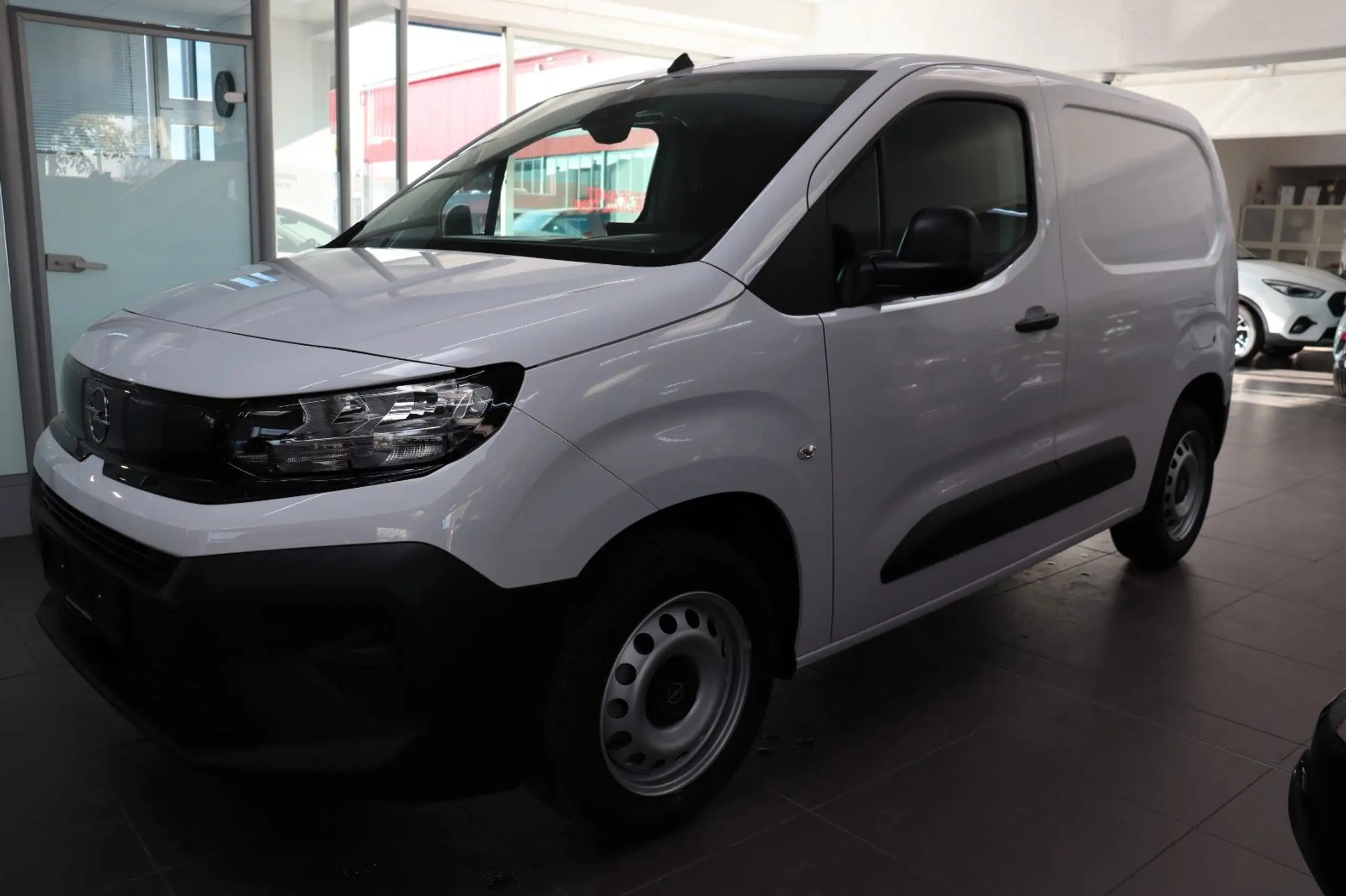 Opel Combo 2024