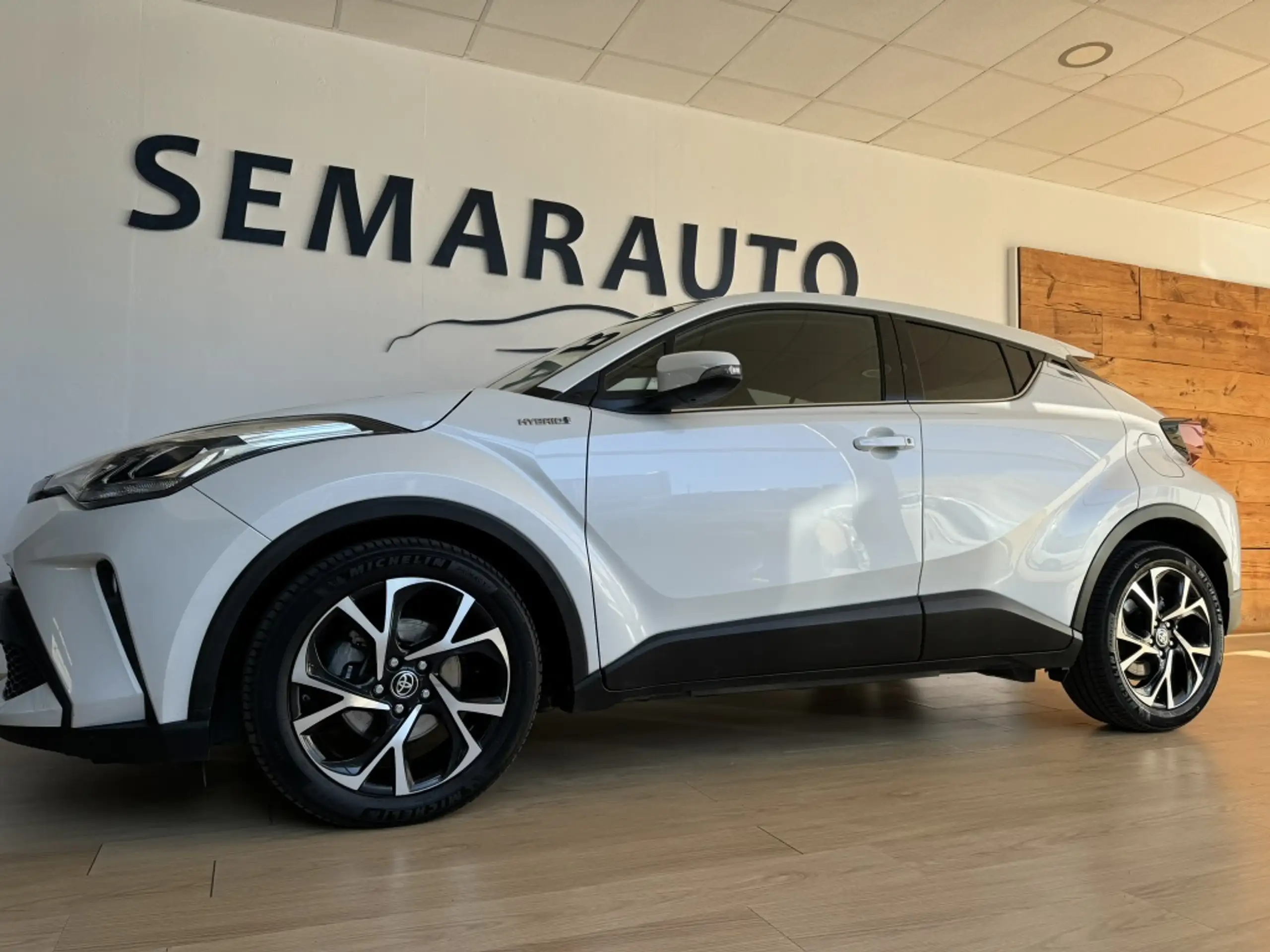 Toyota - C-HR