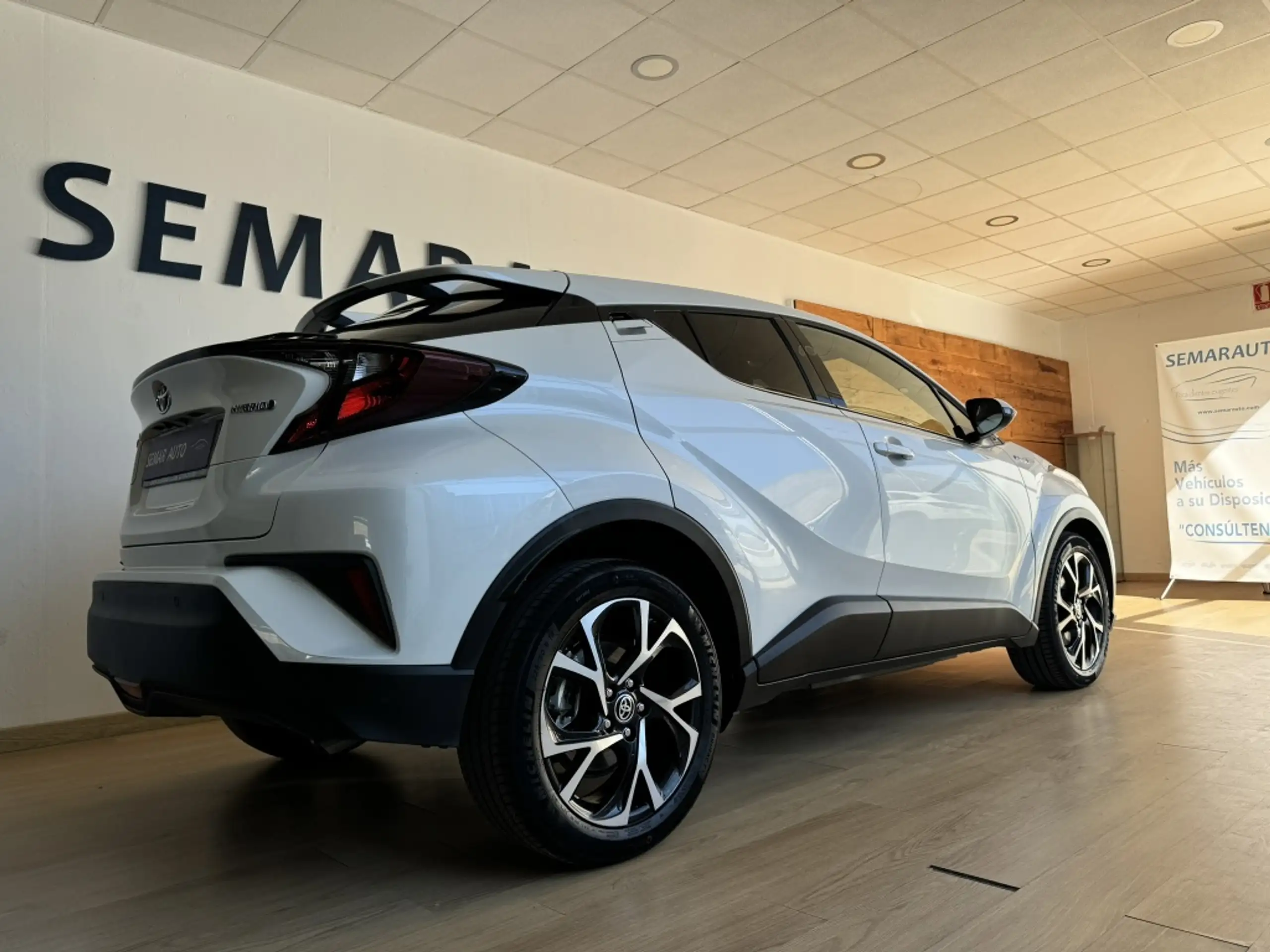 Toyota - C-HR