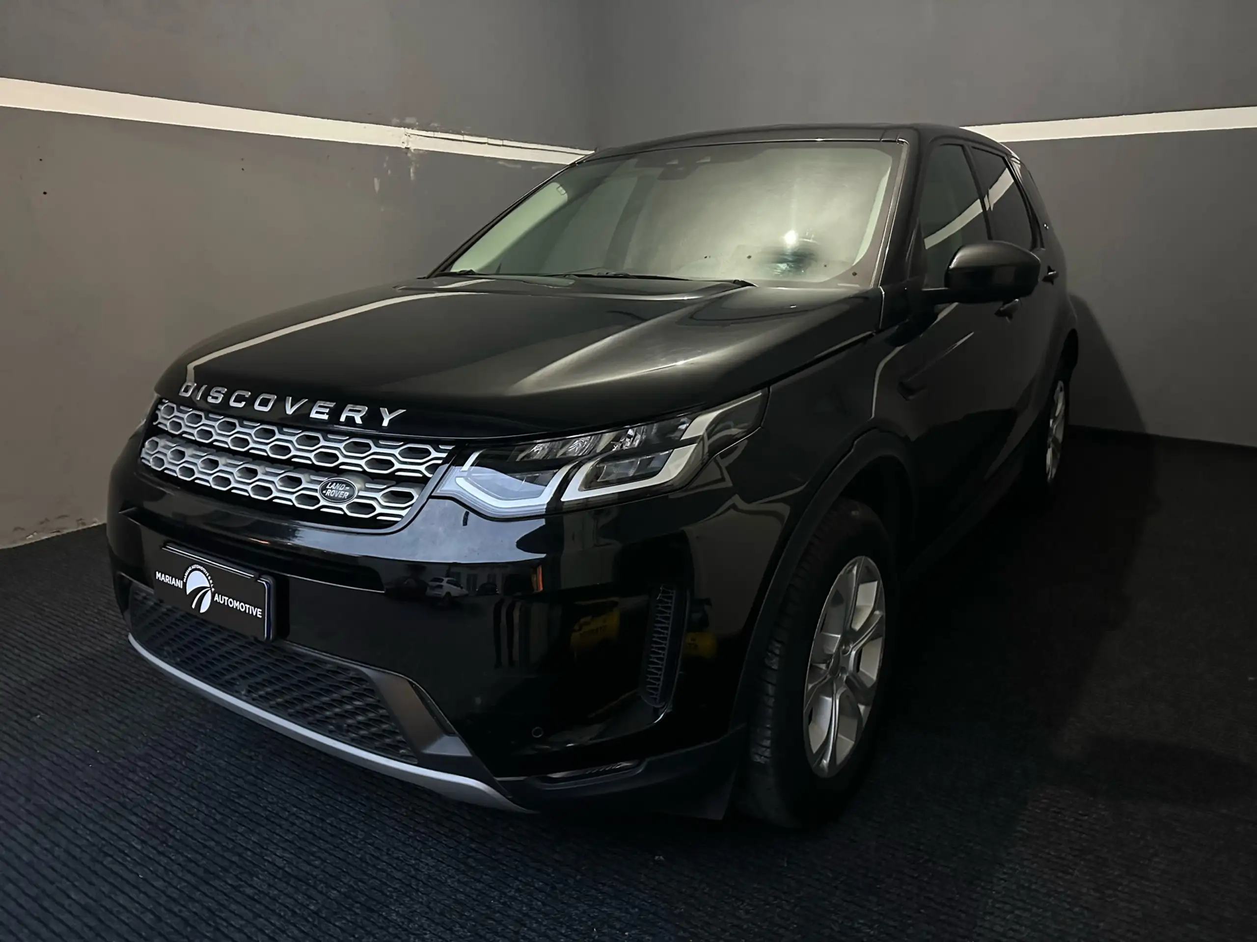 Land Rover - Discovery Sport