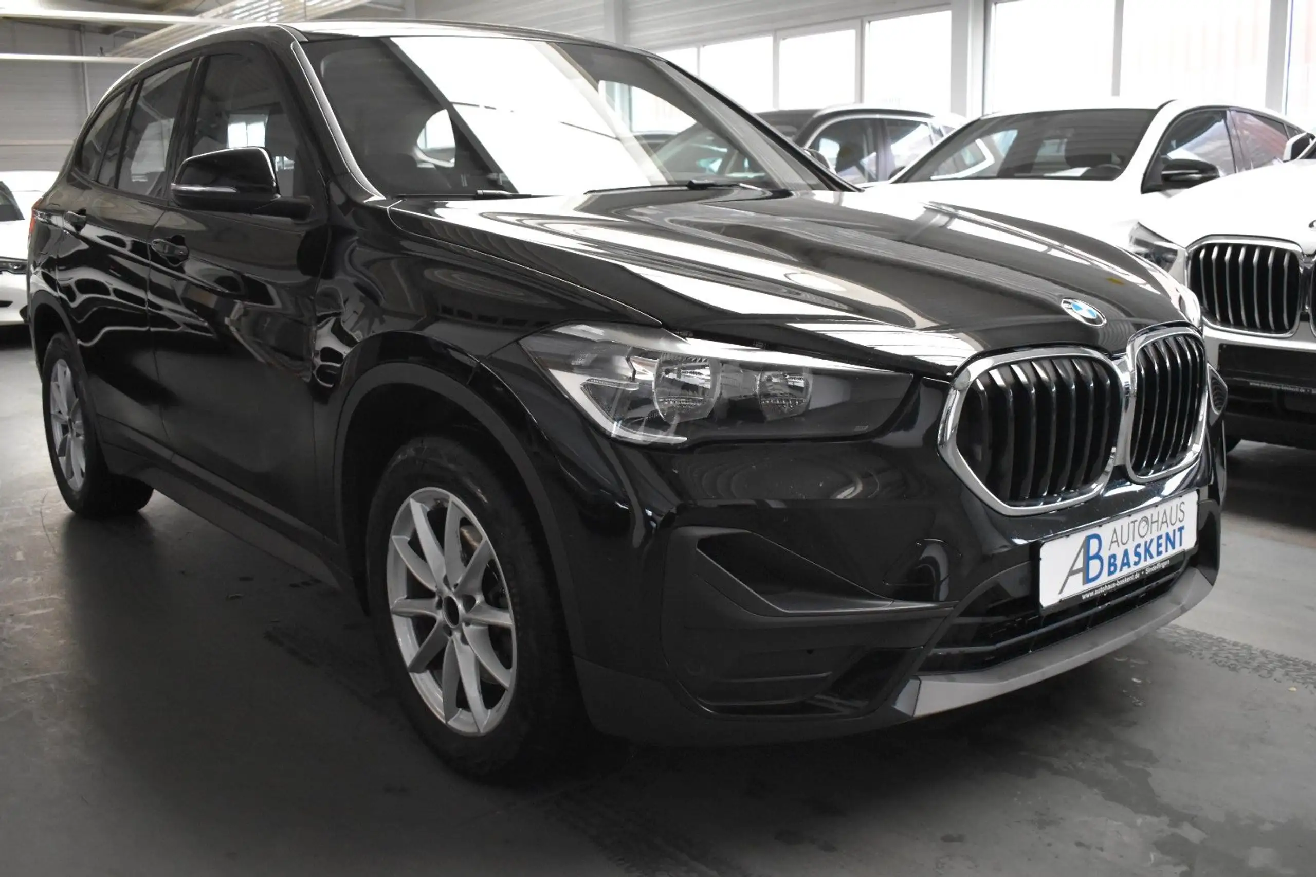 BMW - X1