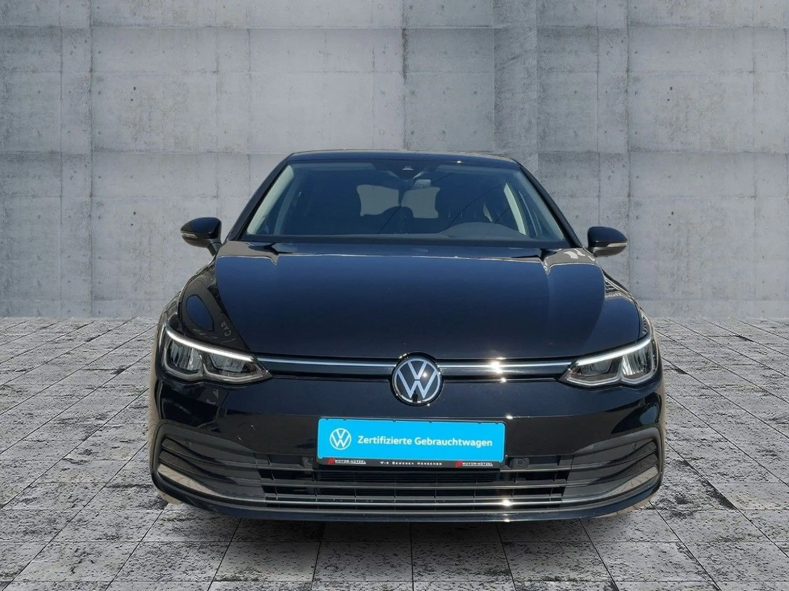 Volkswagen - Golf