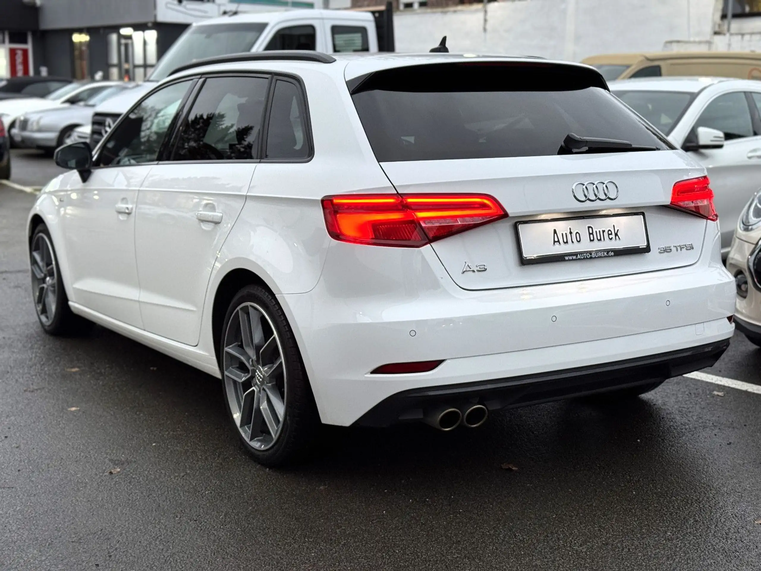 Audi - A3