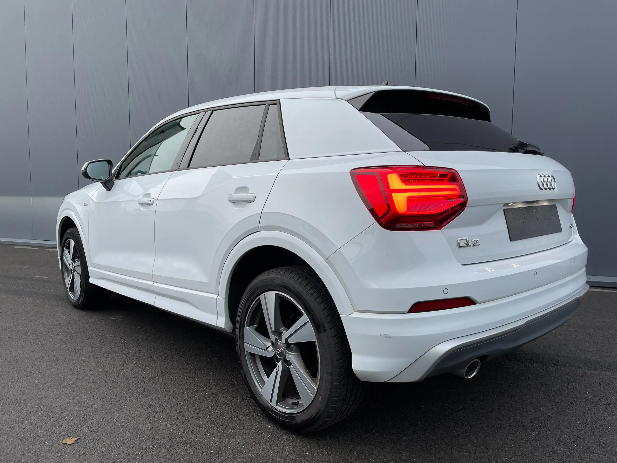 Audi - Q2