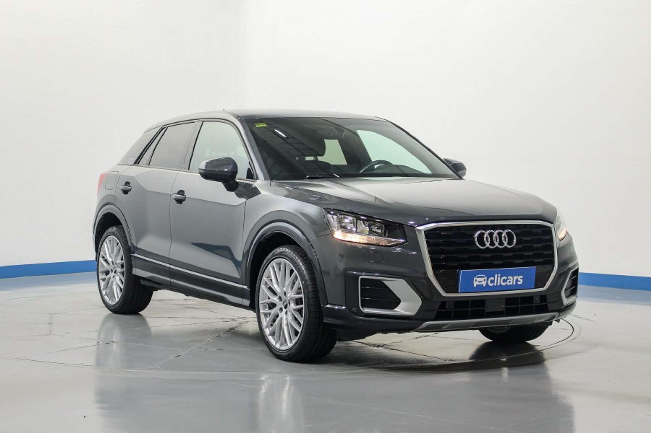 Audi - Q2