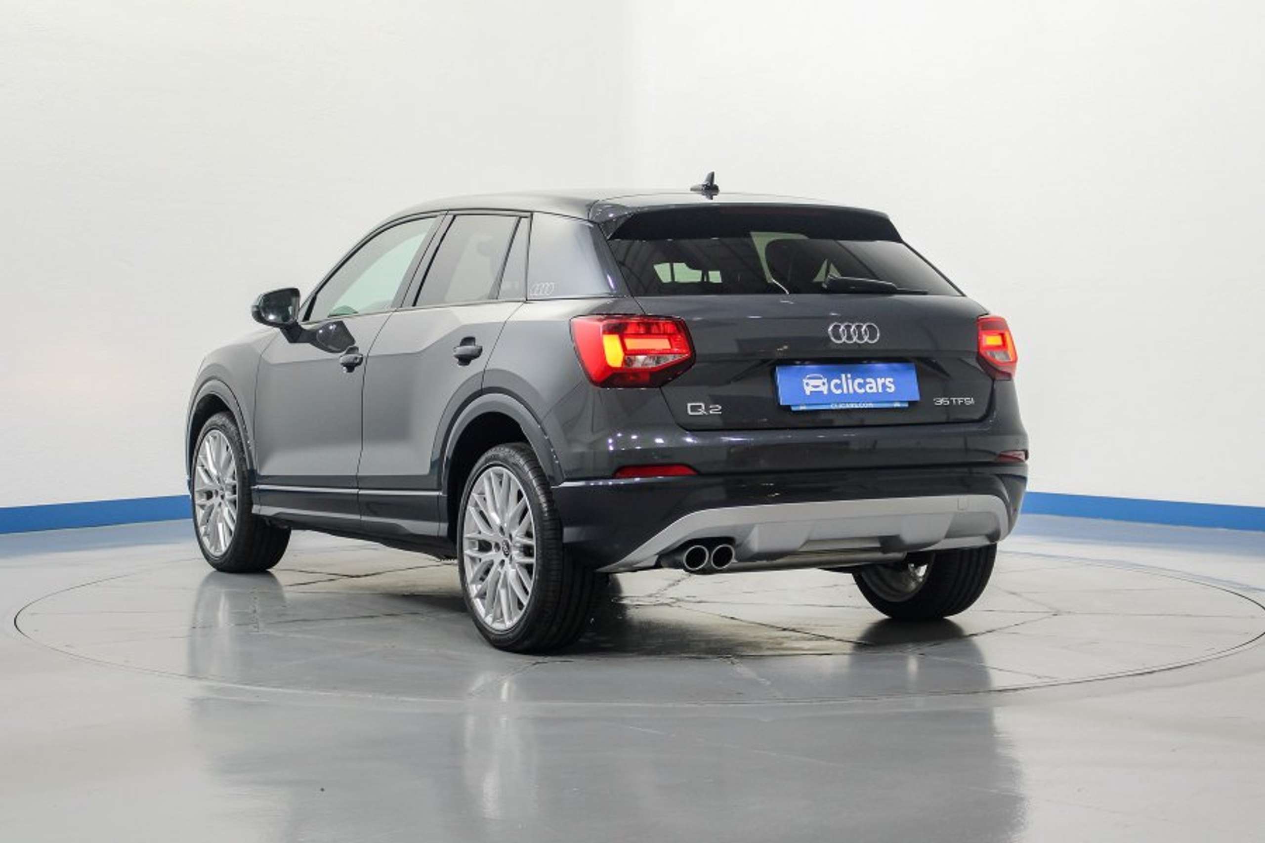 Audi - Q2