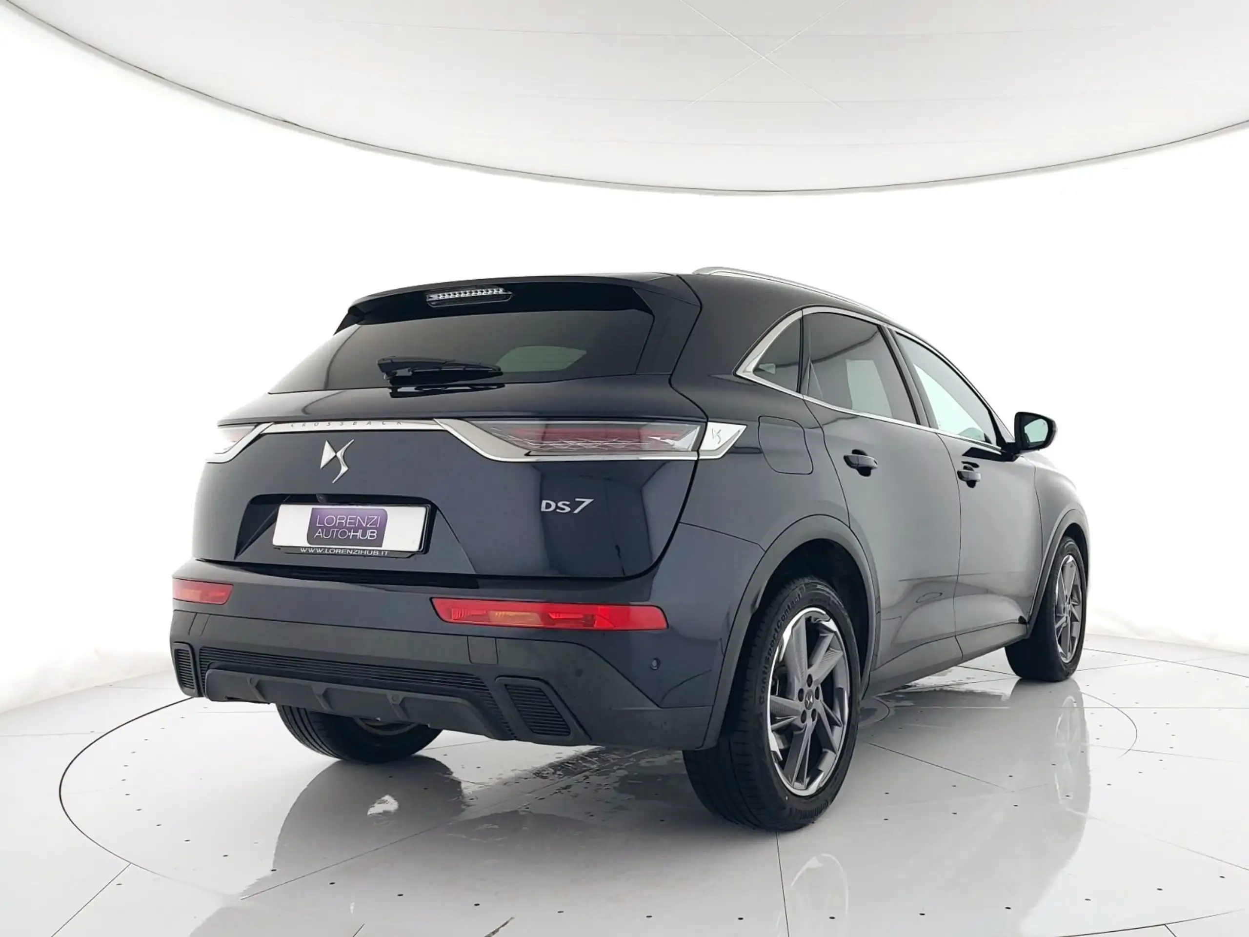 DS Automobiles - DS 7 Crossback