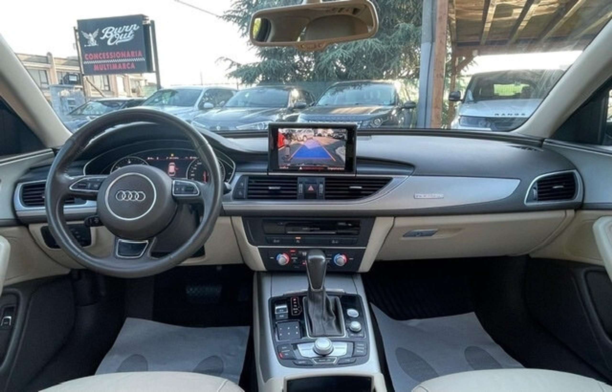 Audi - A6