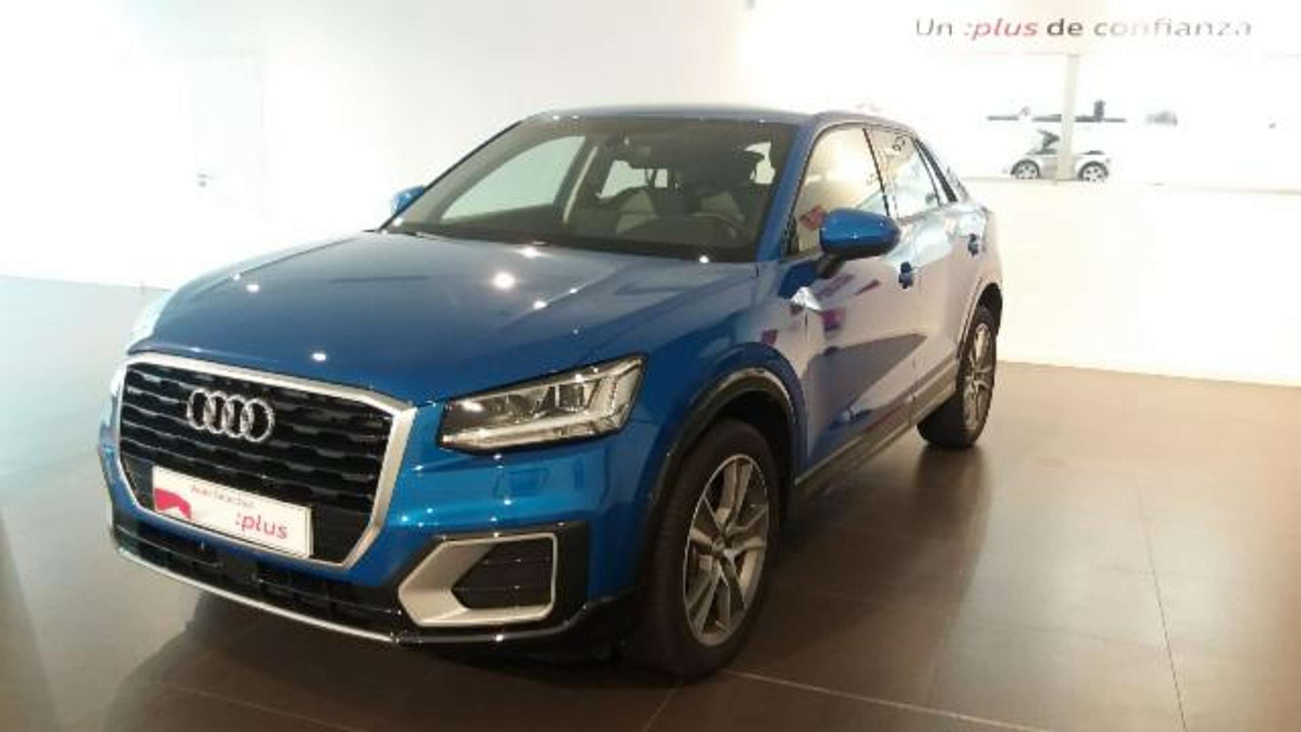 Audi - Q2