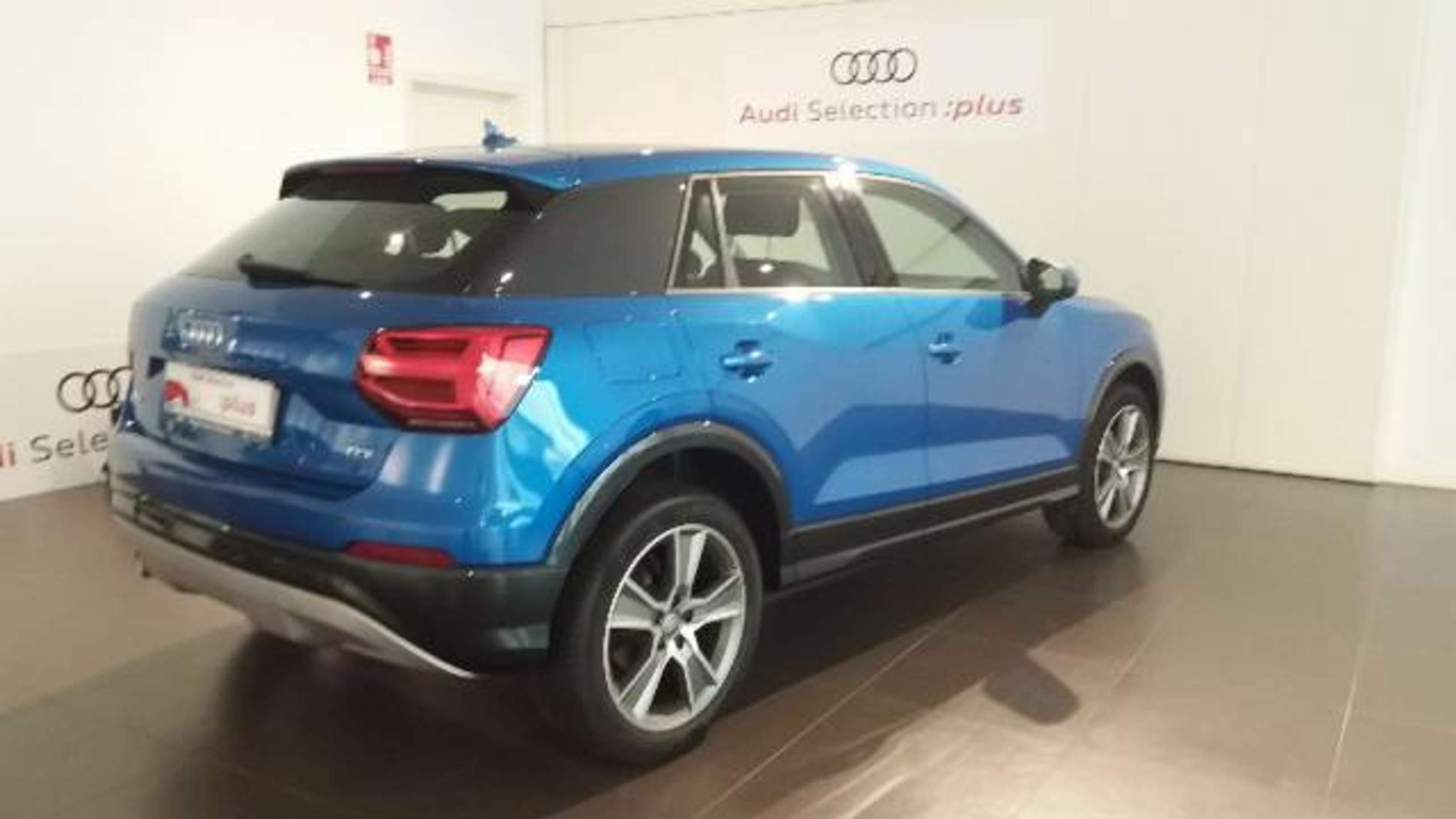 Audi - Q2