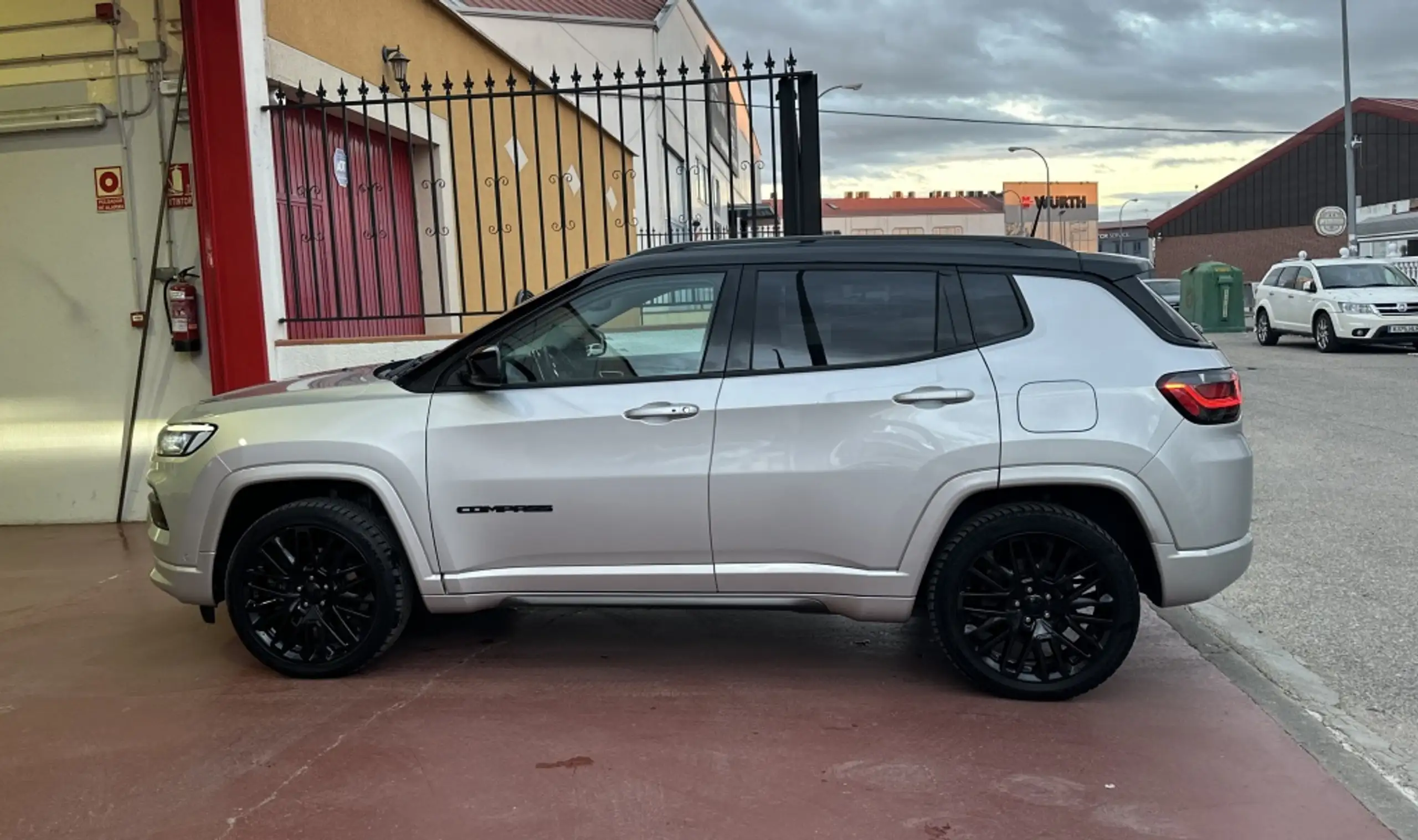 Jeep - Compass