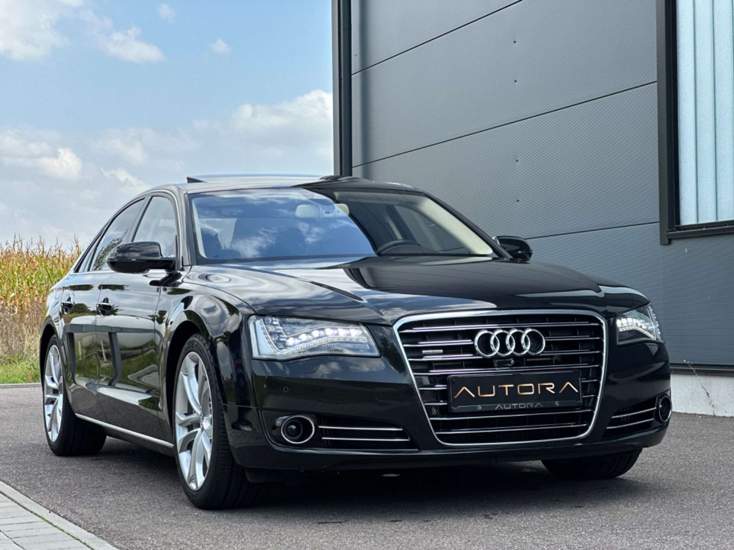 Audi - A8