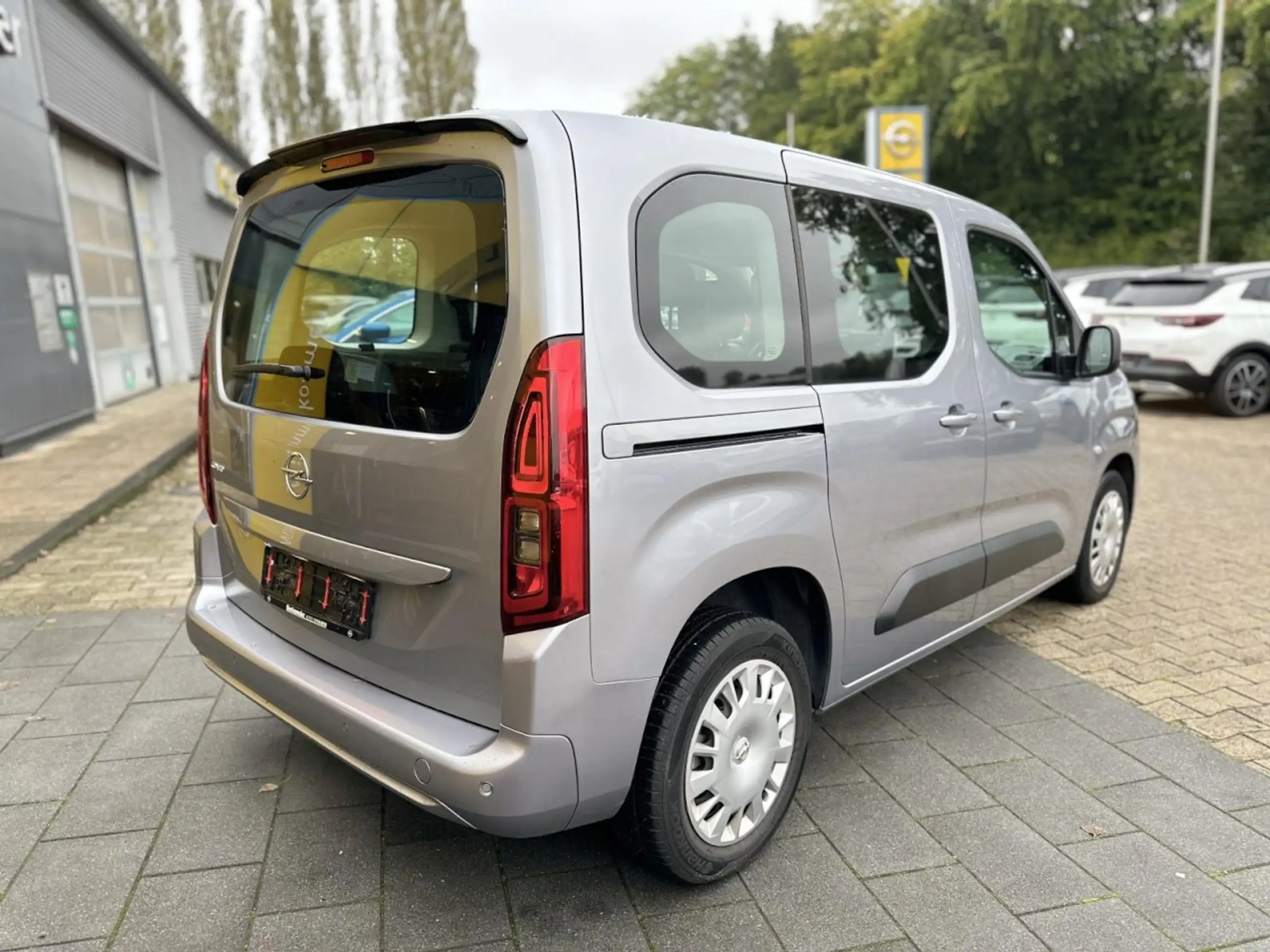 Opel - Combo Life