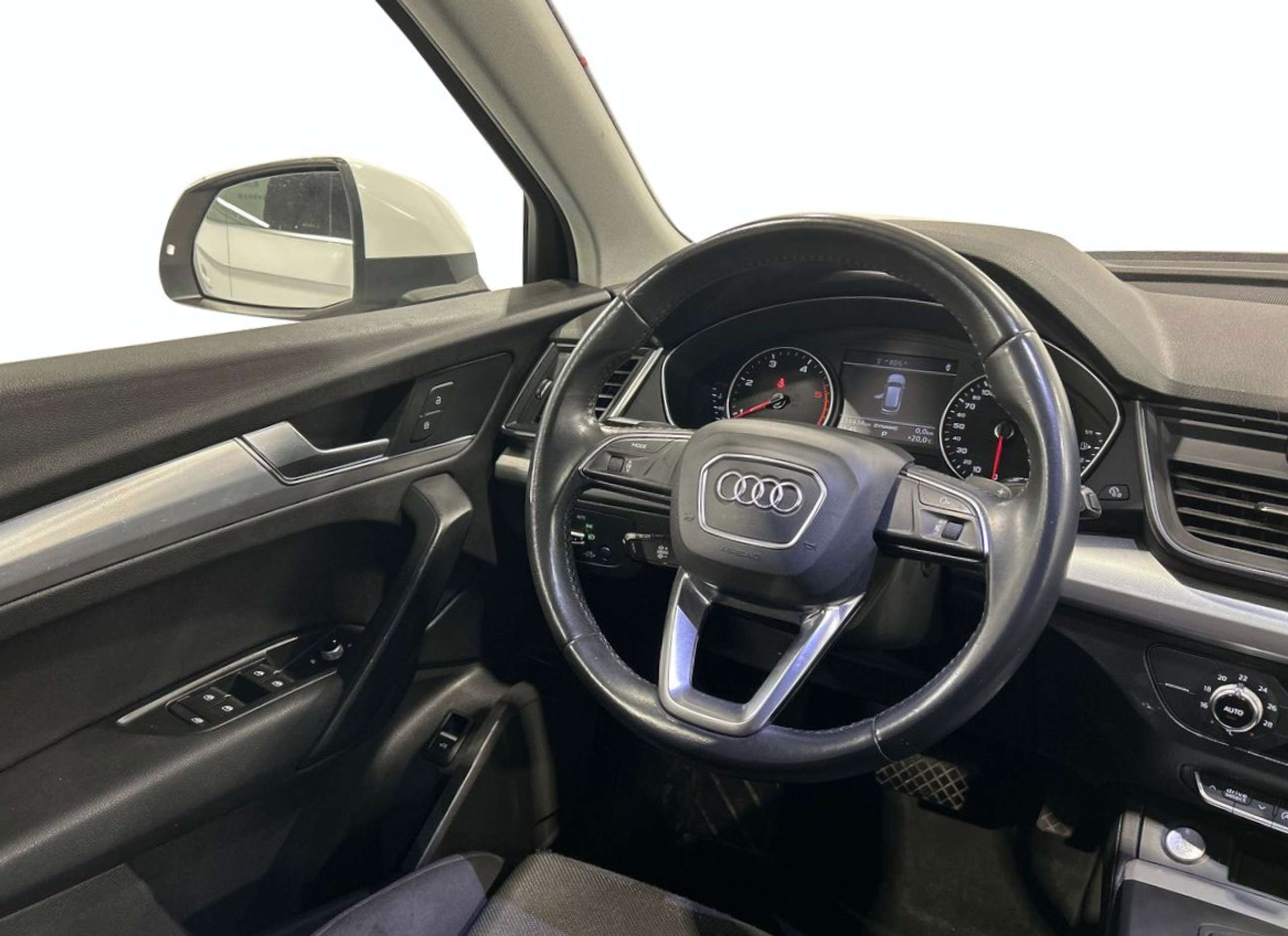 Audi - Q5