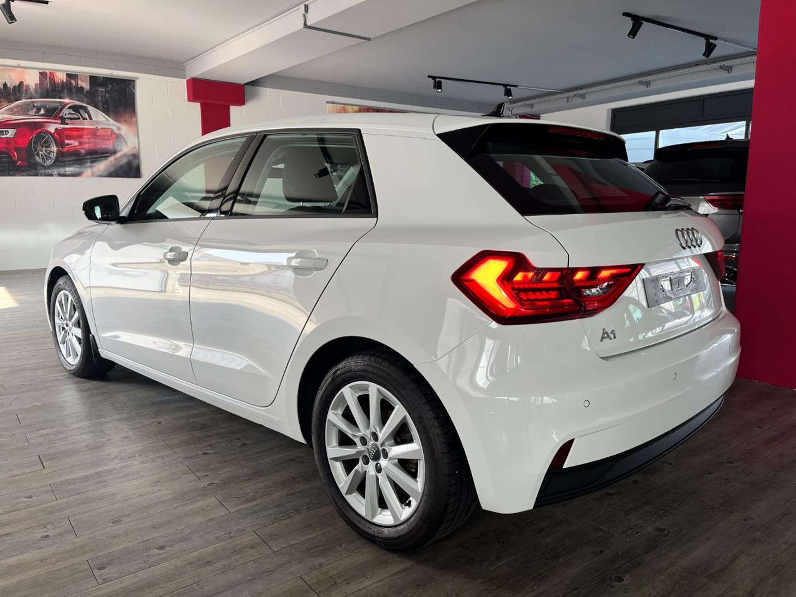 Audi - A1