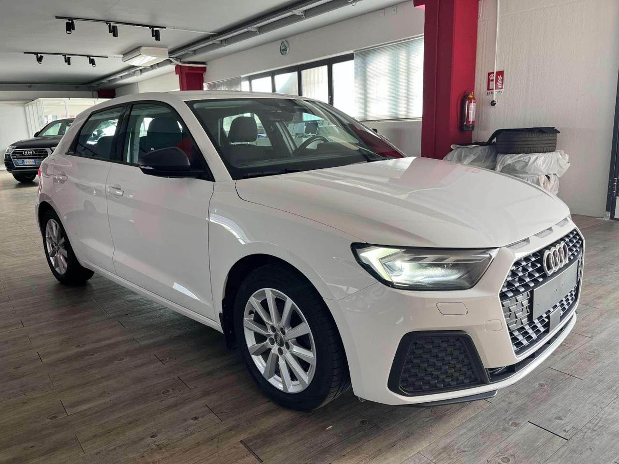 Audi - A1