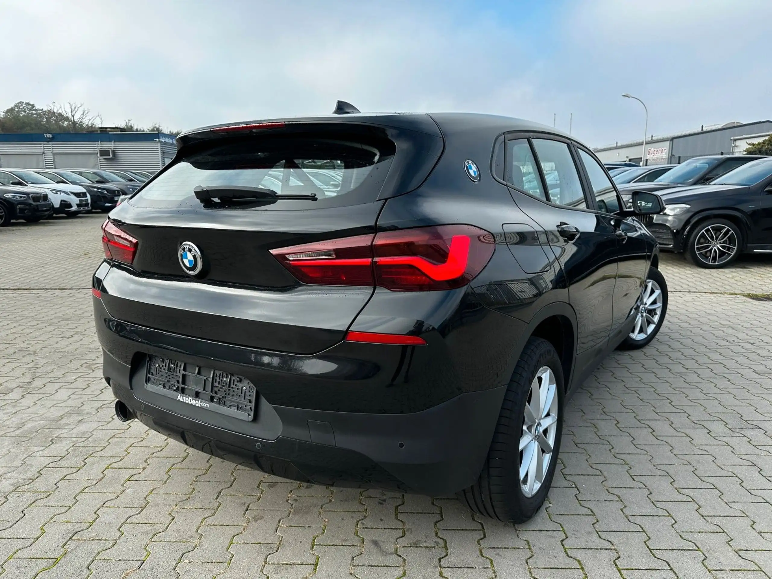 BMW - X2