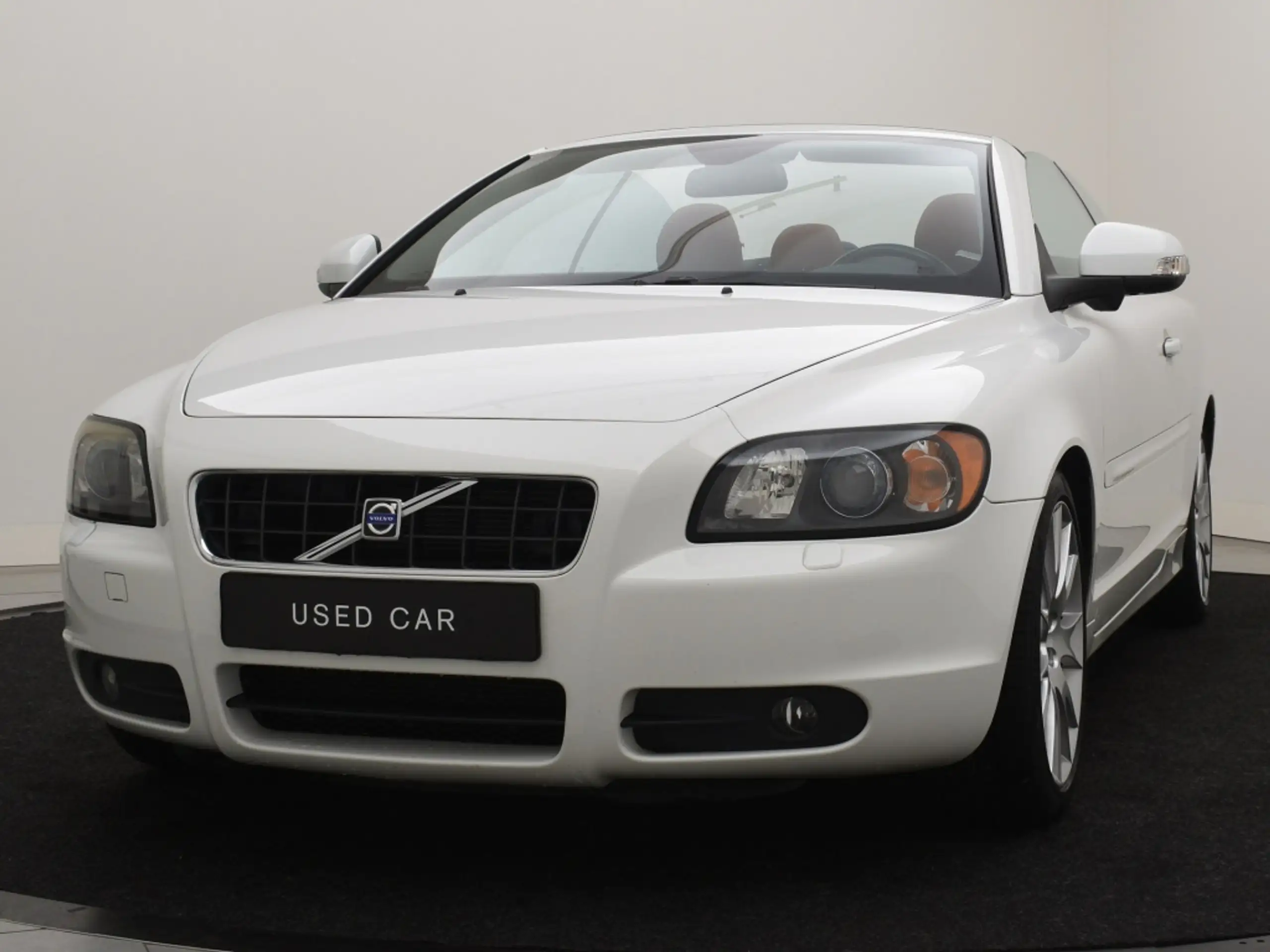 Volvo - C70