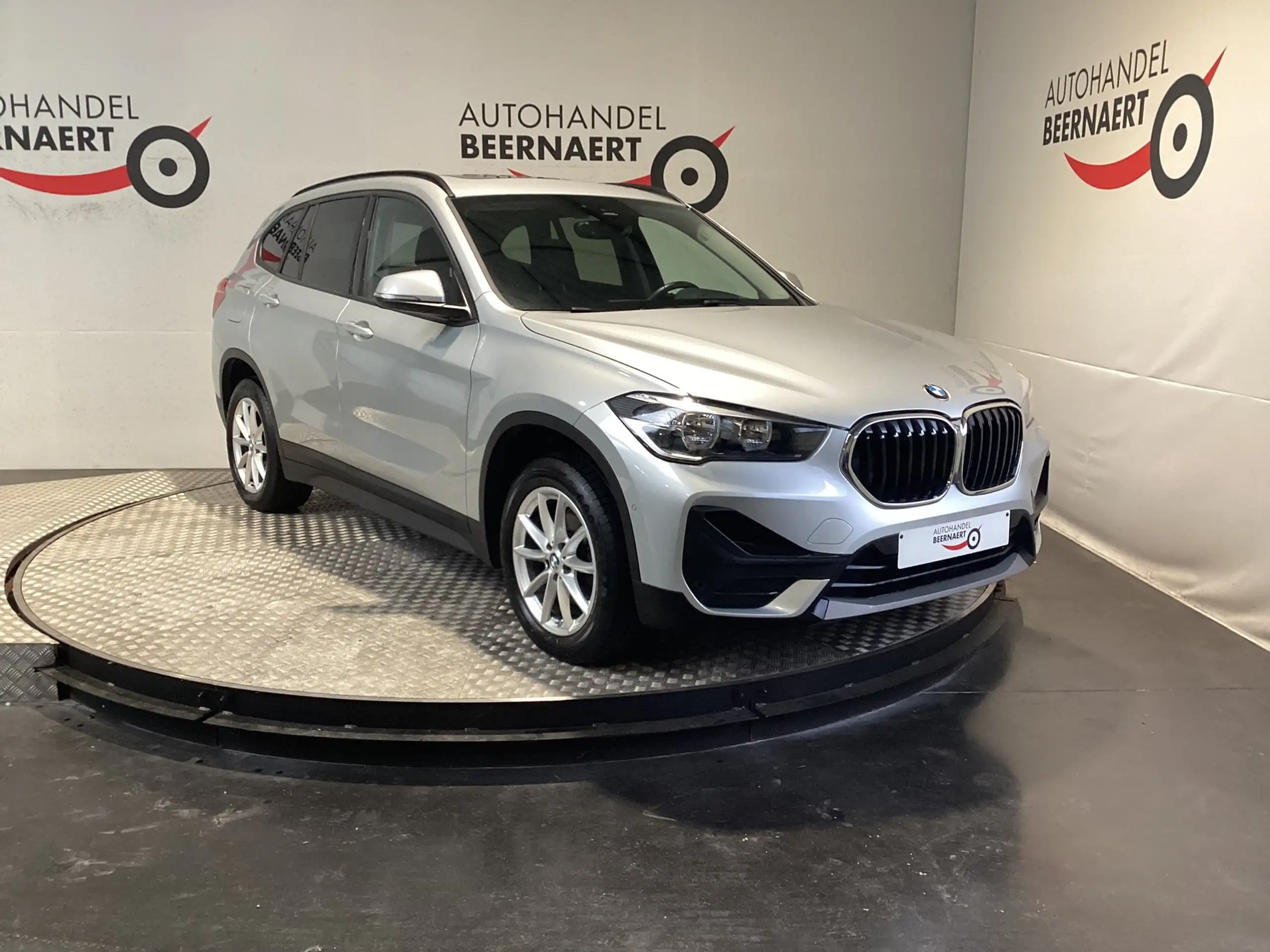 BMW - X1