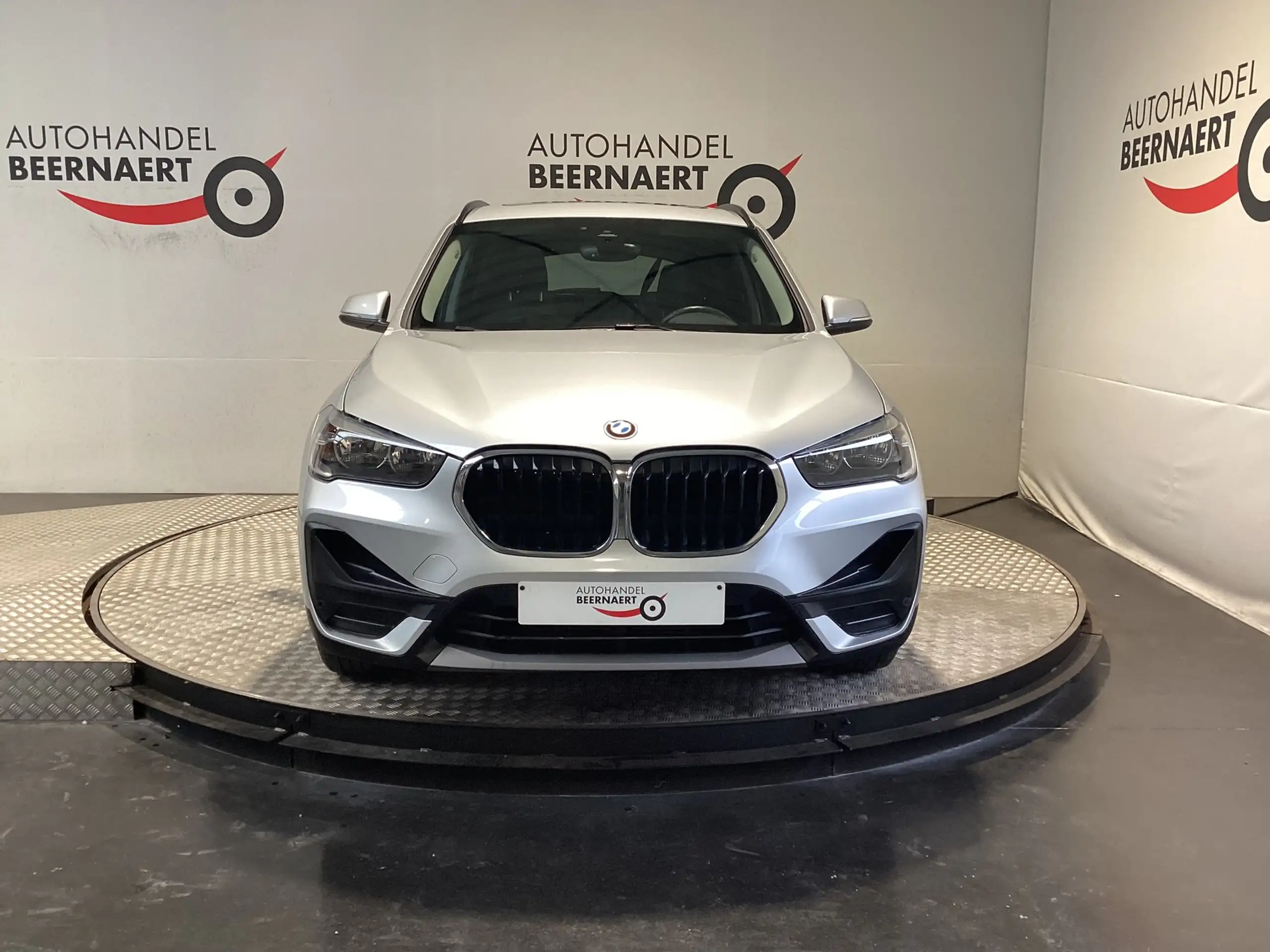 BMW - X1