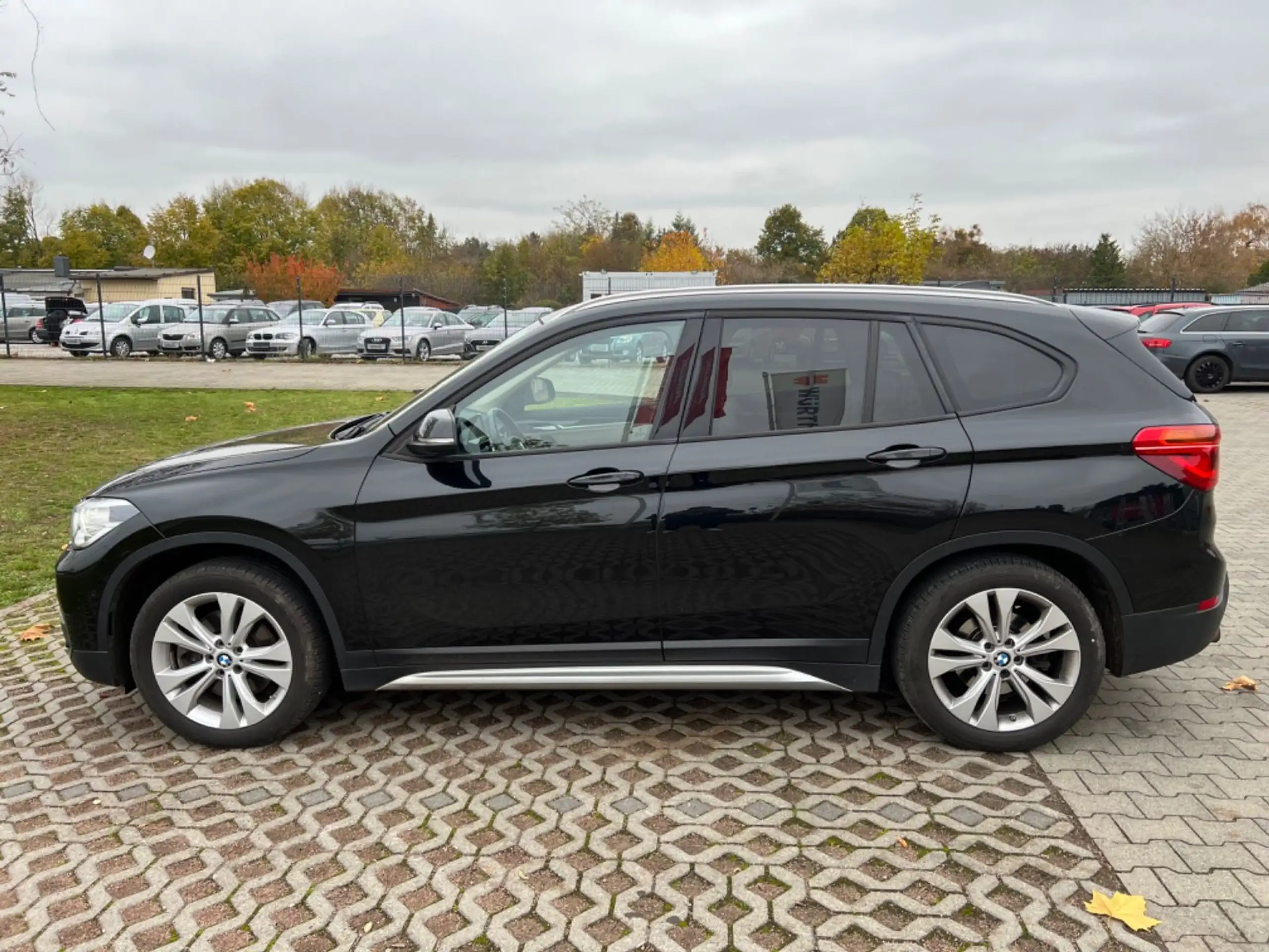 BMW - X1