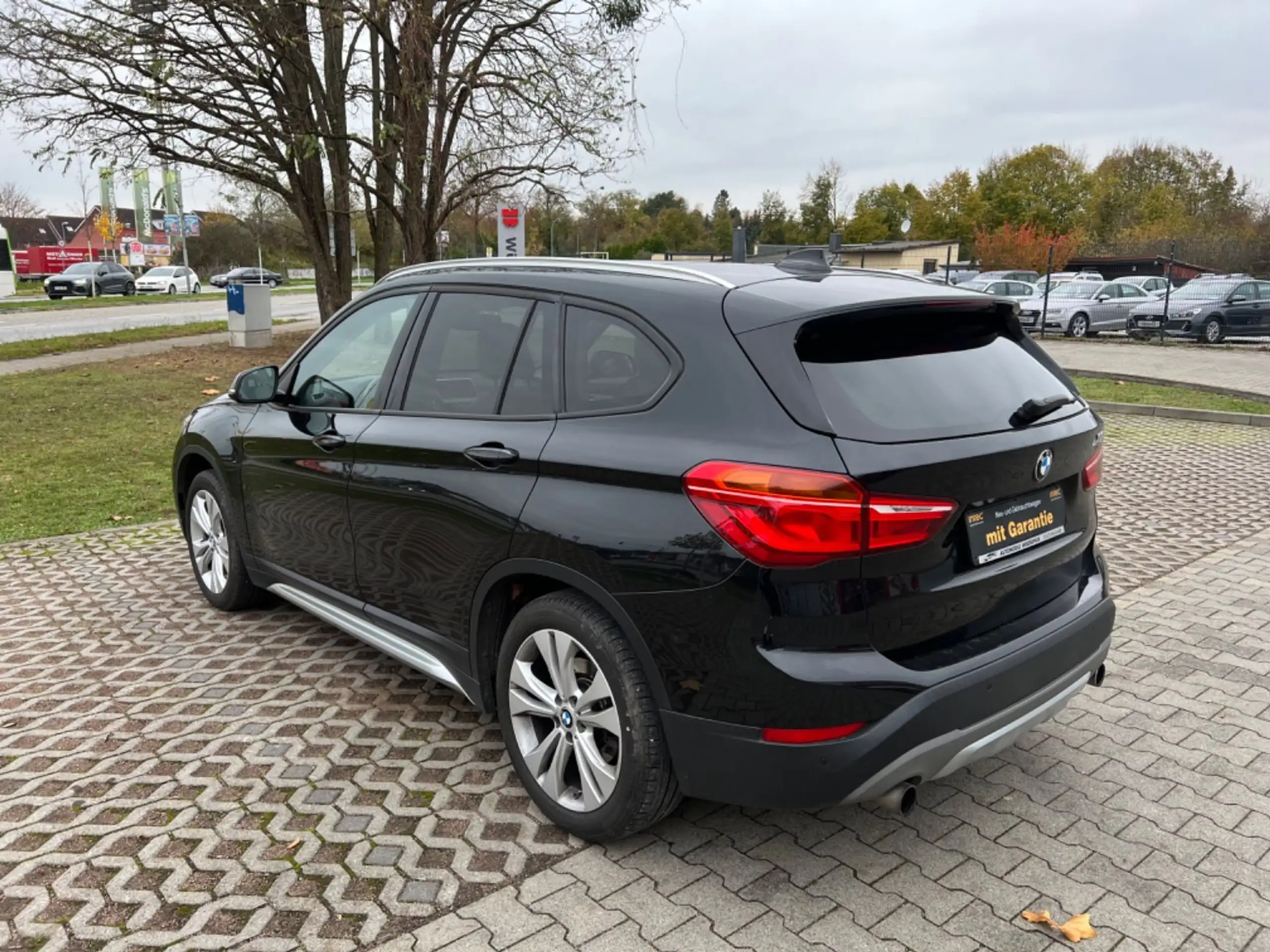 BMW - X1