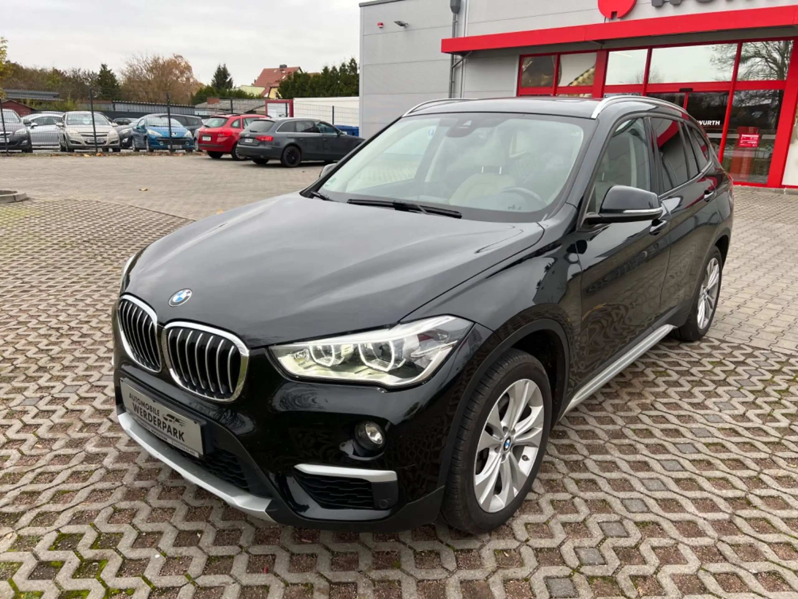 BMW - X1