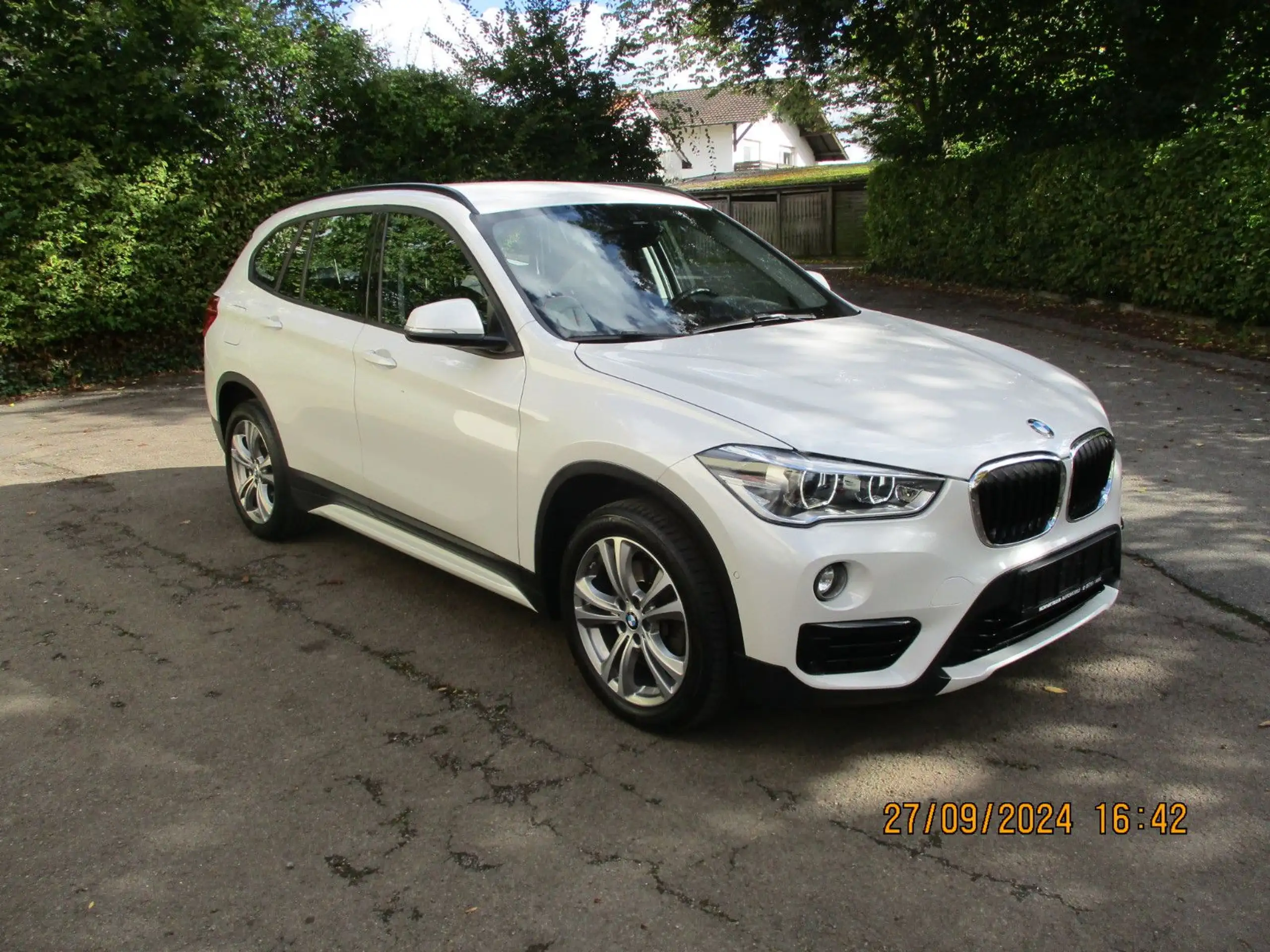 BMW - X1