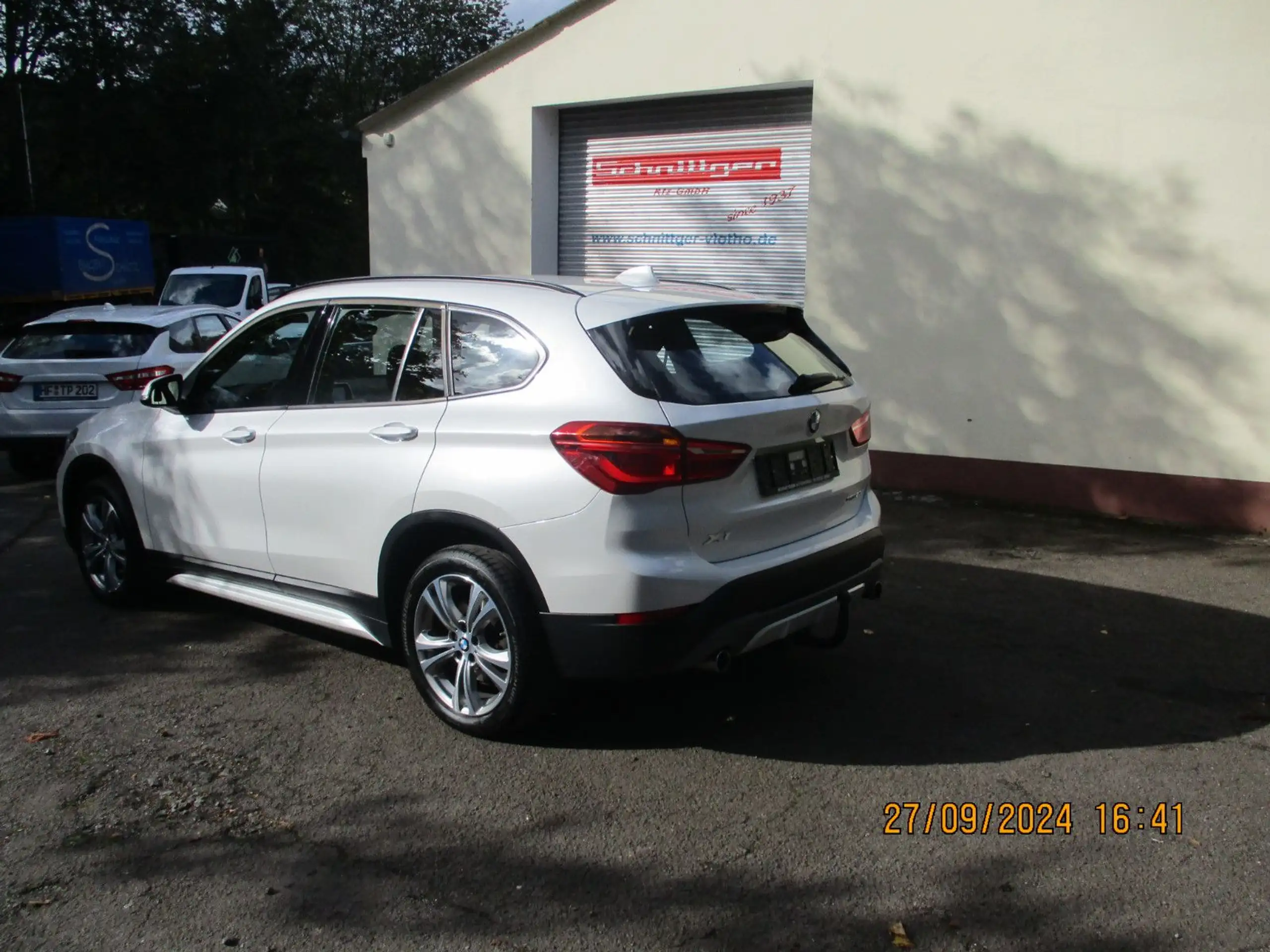 BMW - X1