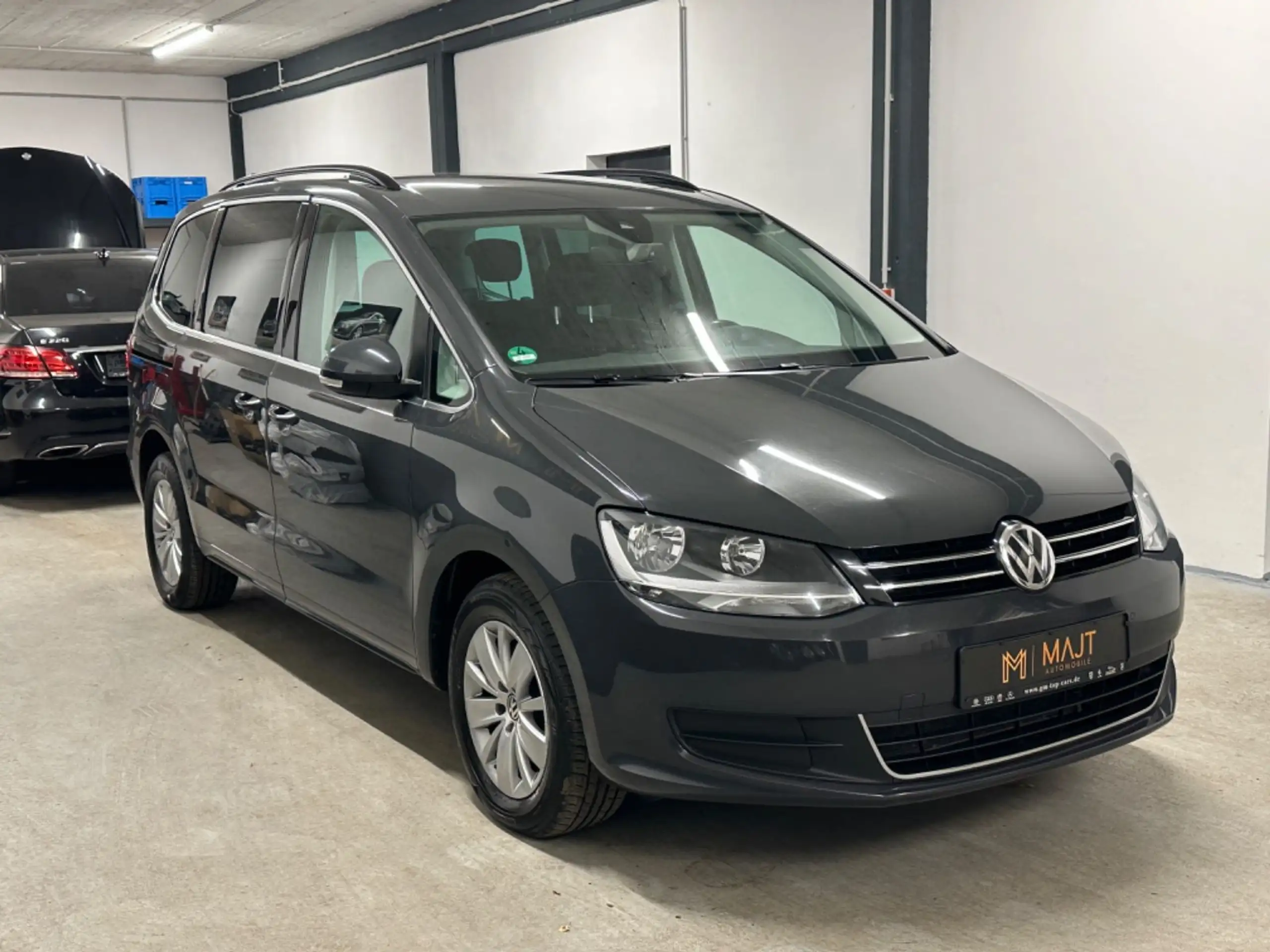 Volkswagen - Sharan