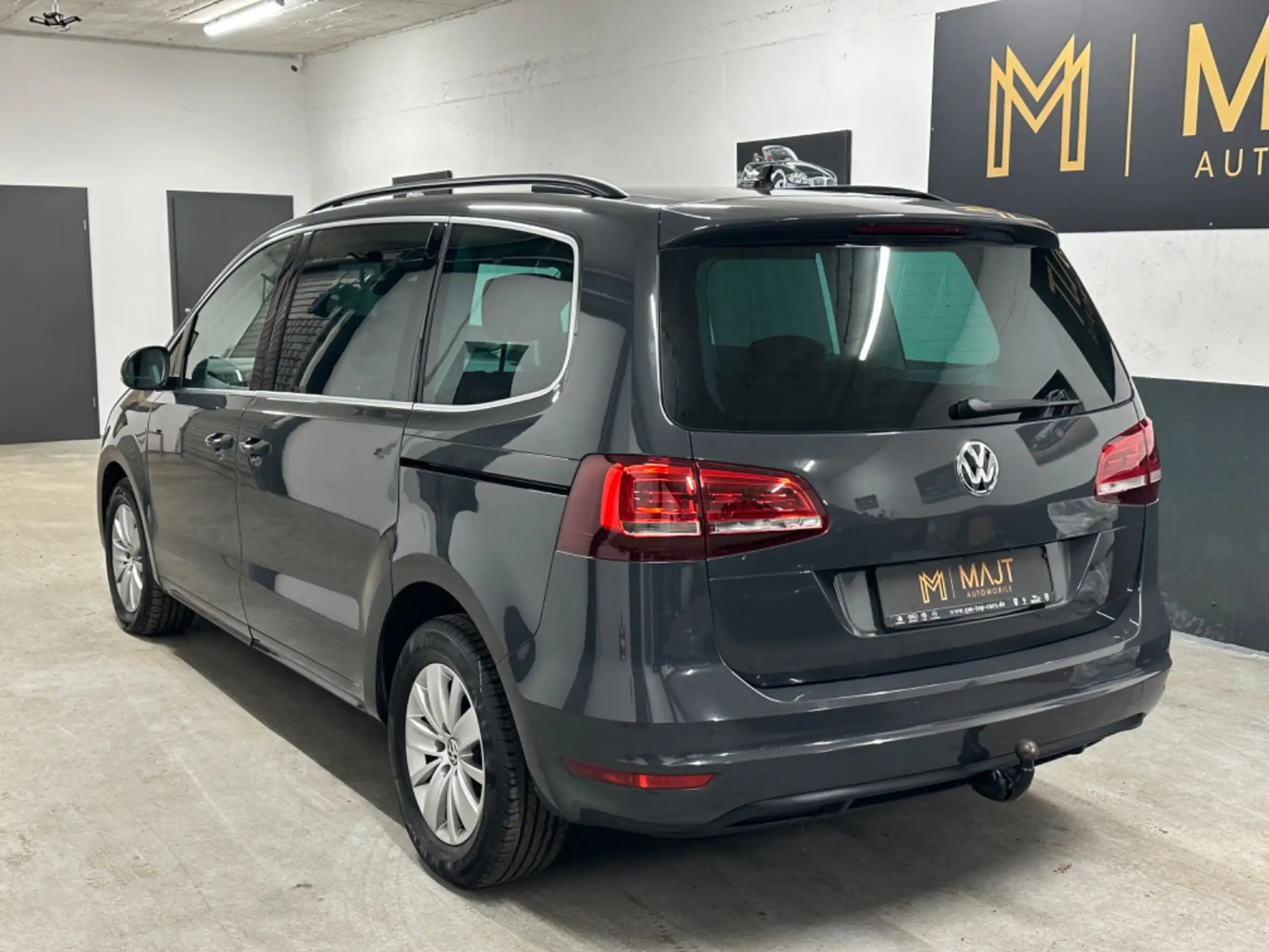 Volkswagen - Sharan