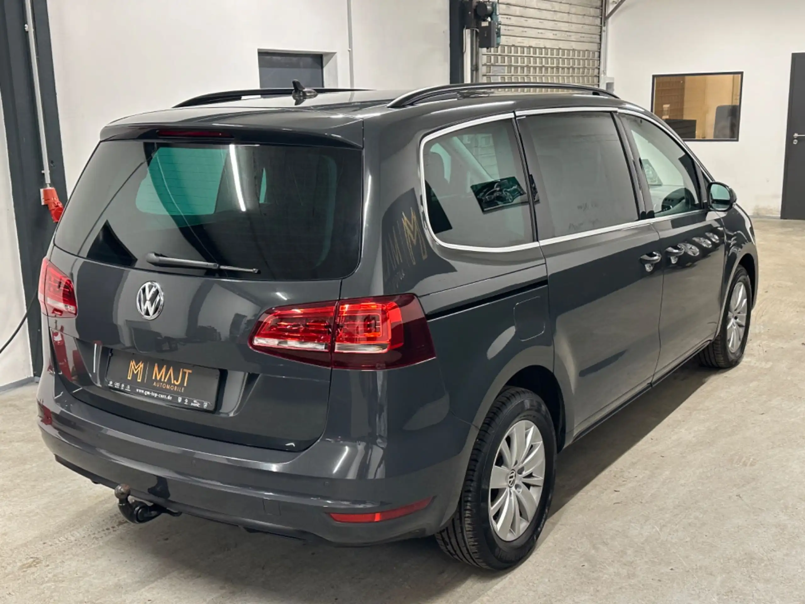 Volkswagen - Sharan