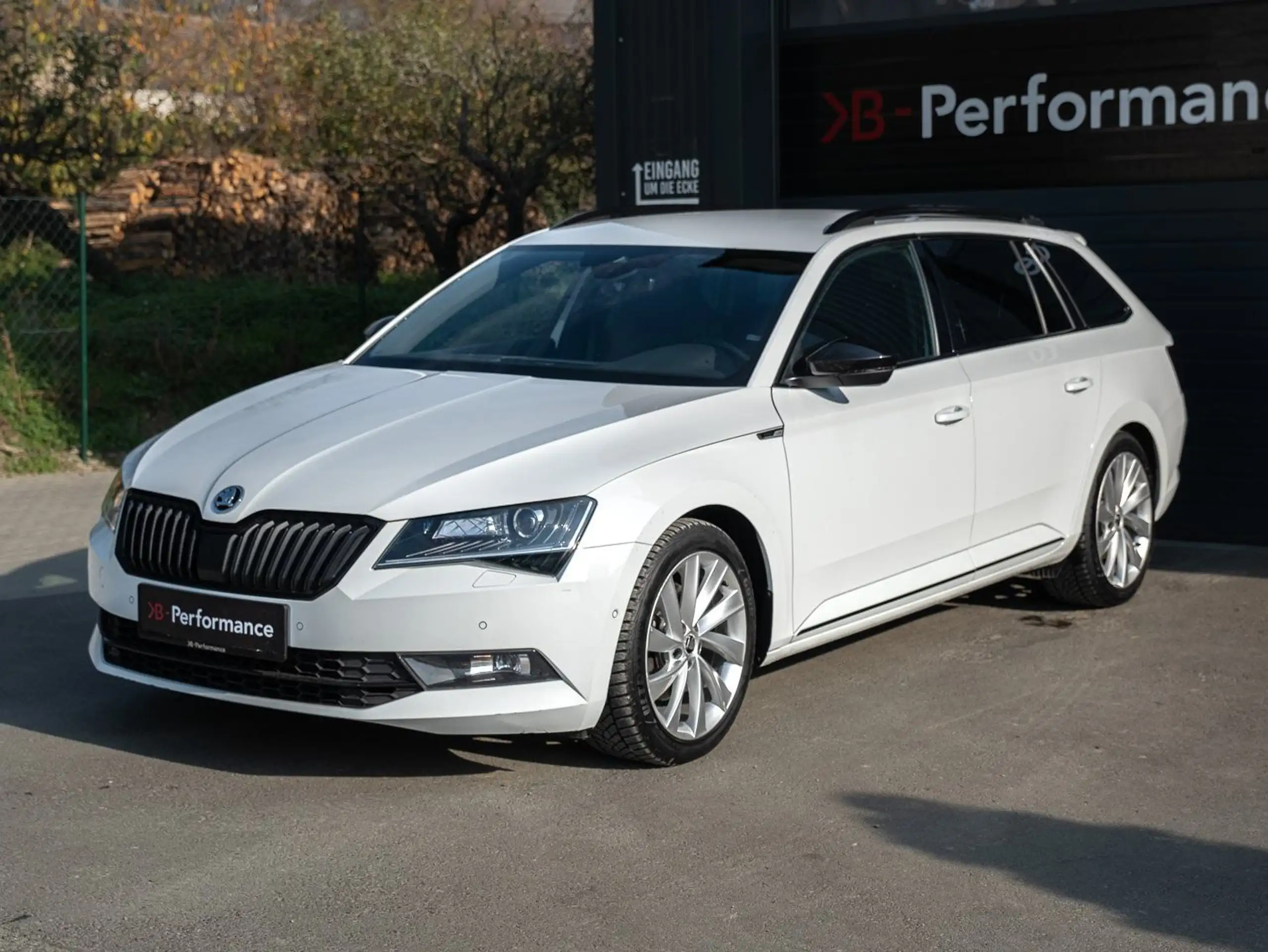 Skoda - Superb