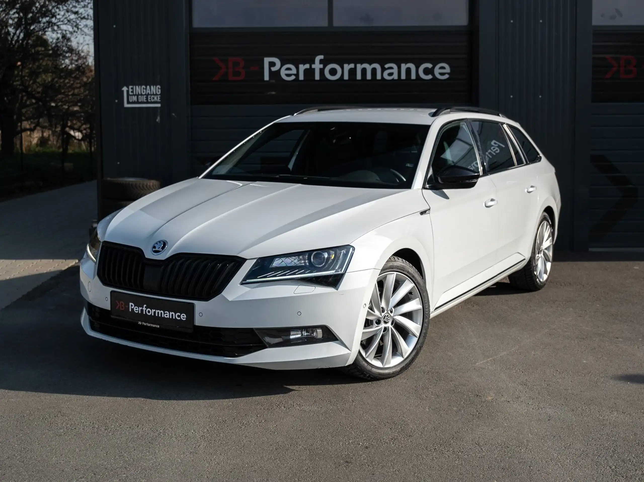 Skoda - Superb