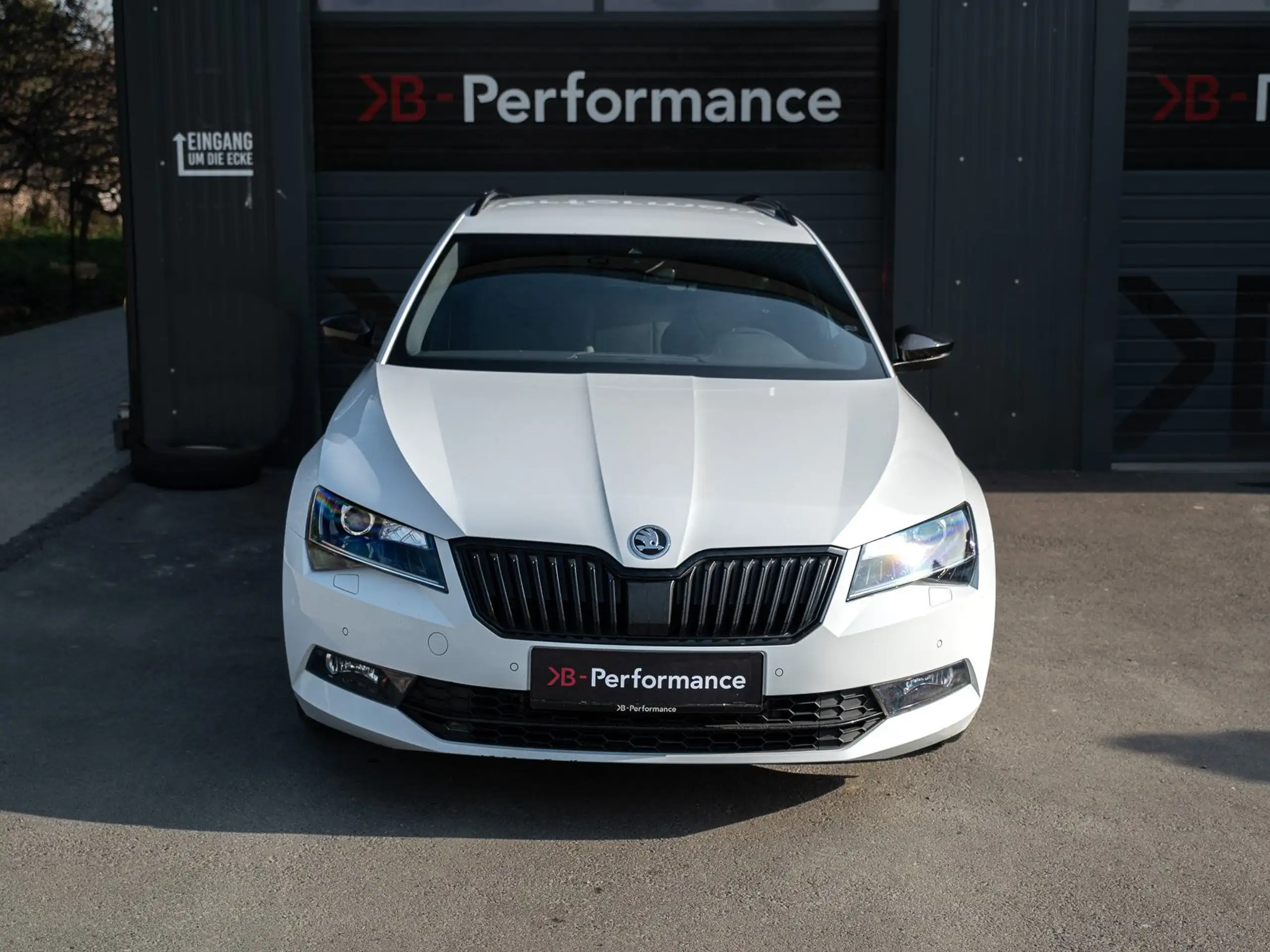 Skoda - Superb