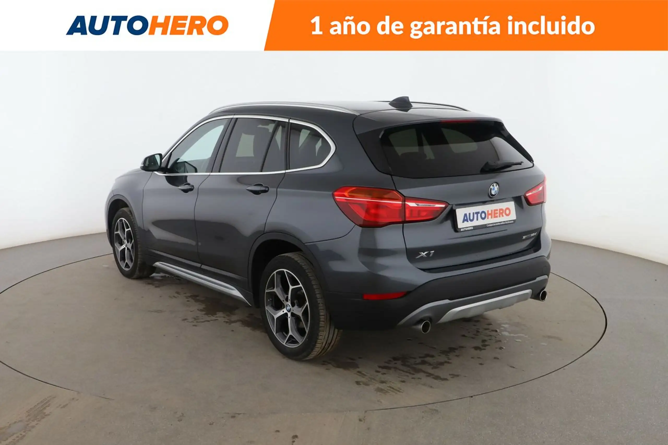 BMW - X1