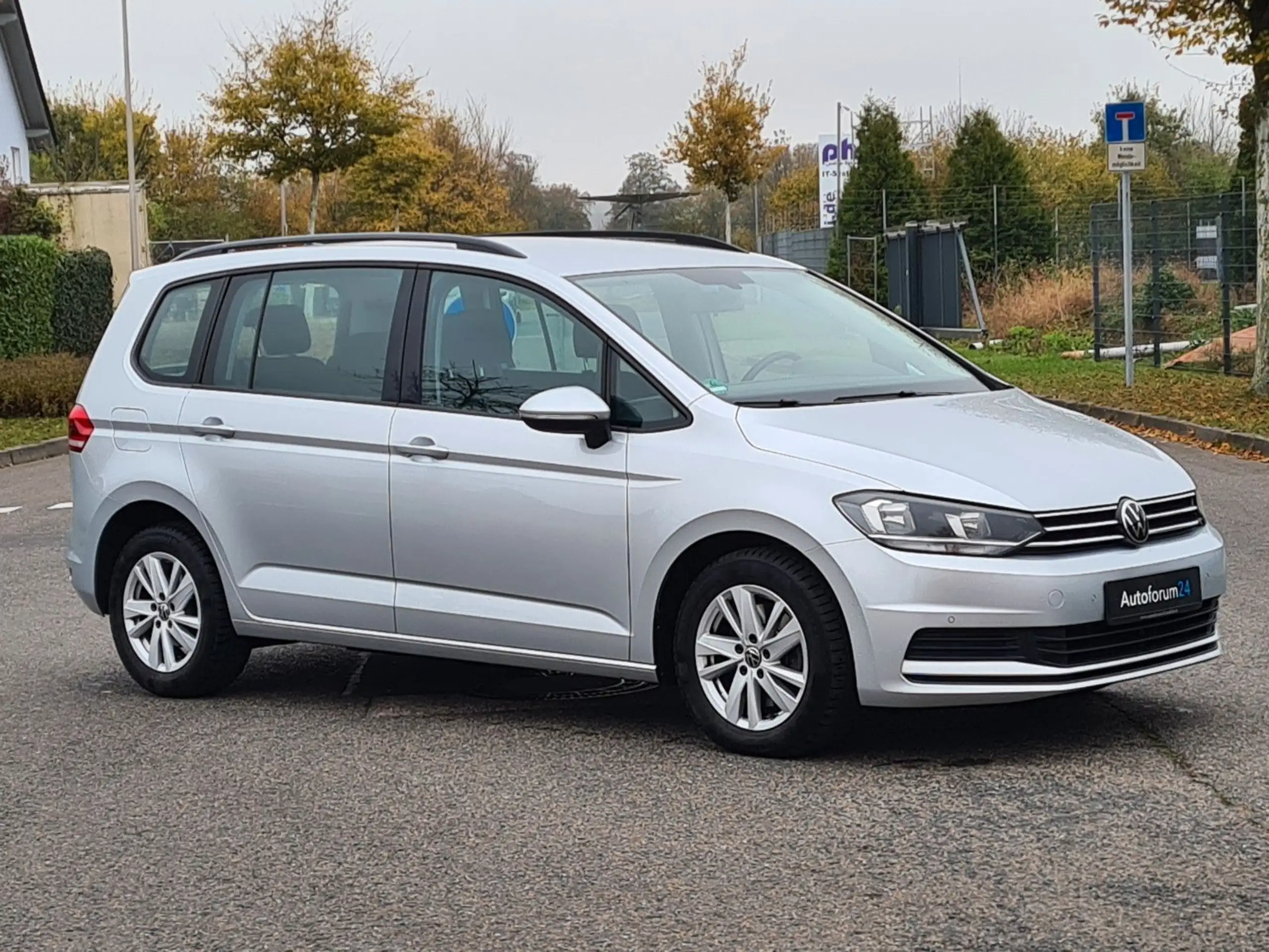 Volkswagen - Touran