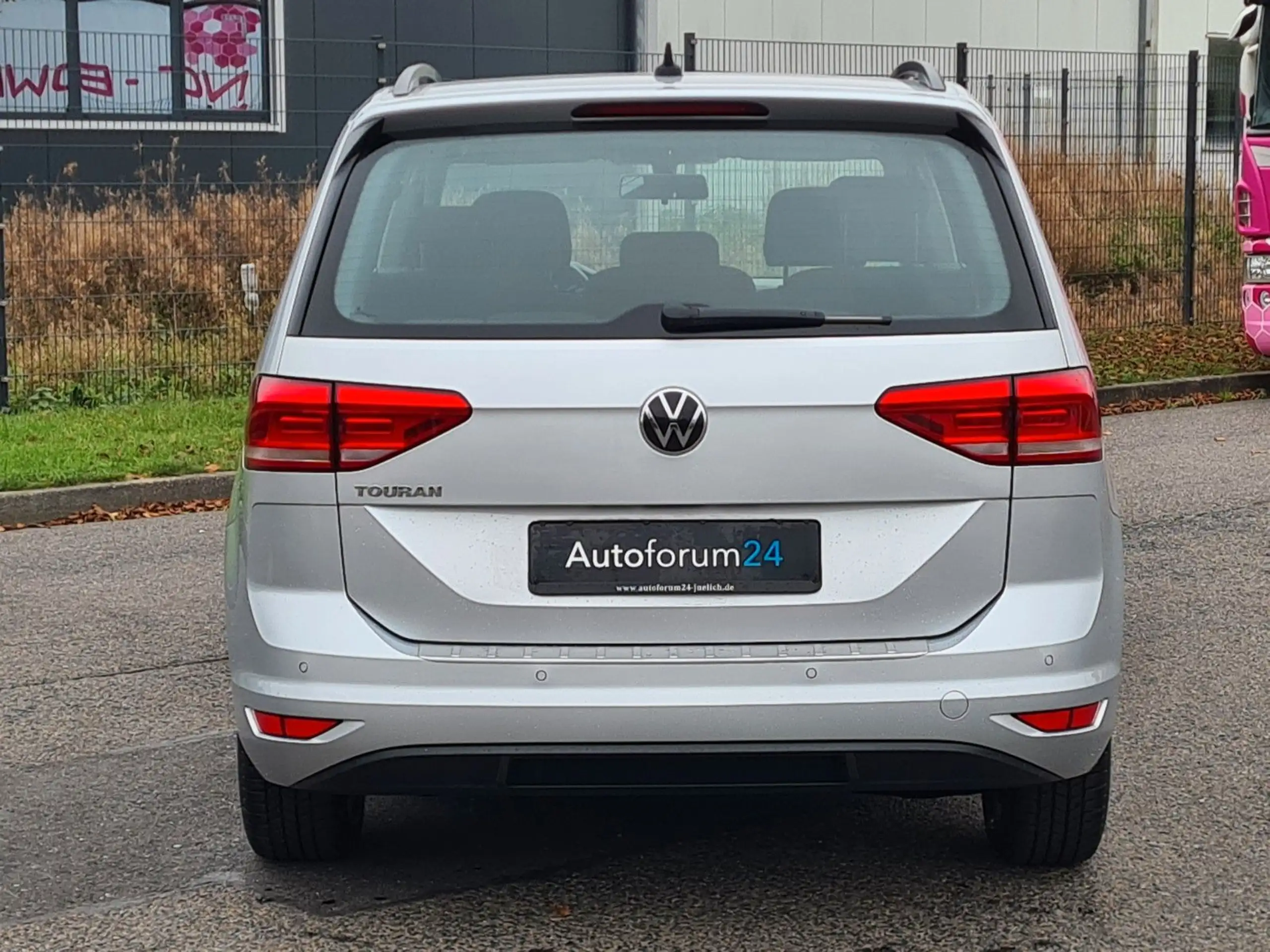 Volkswagen - Touran