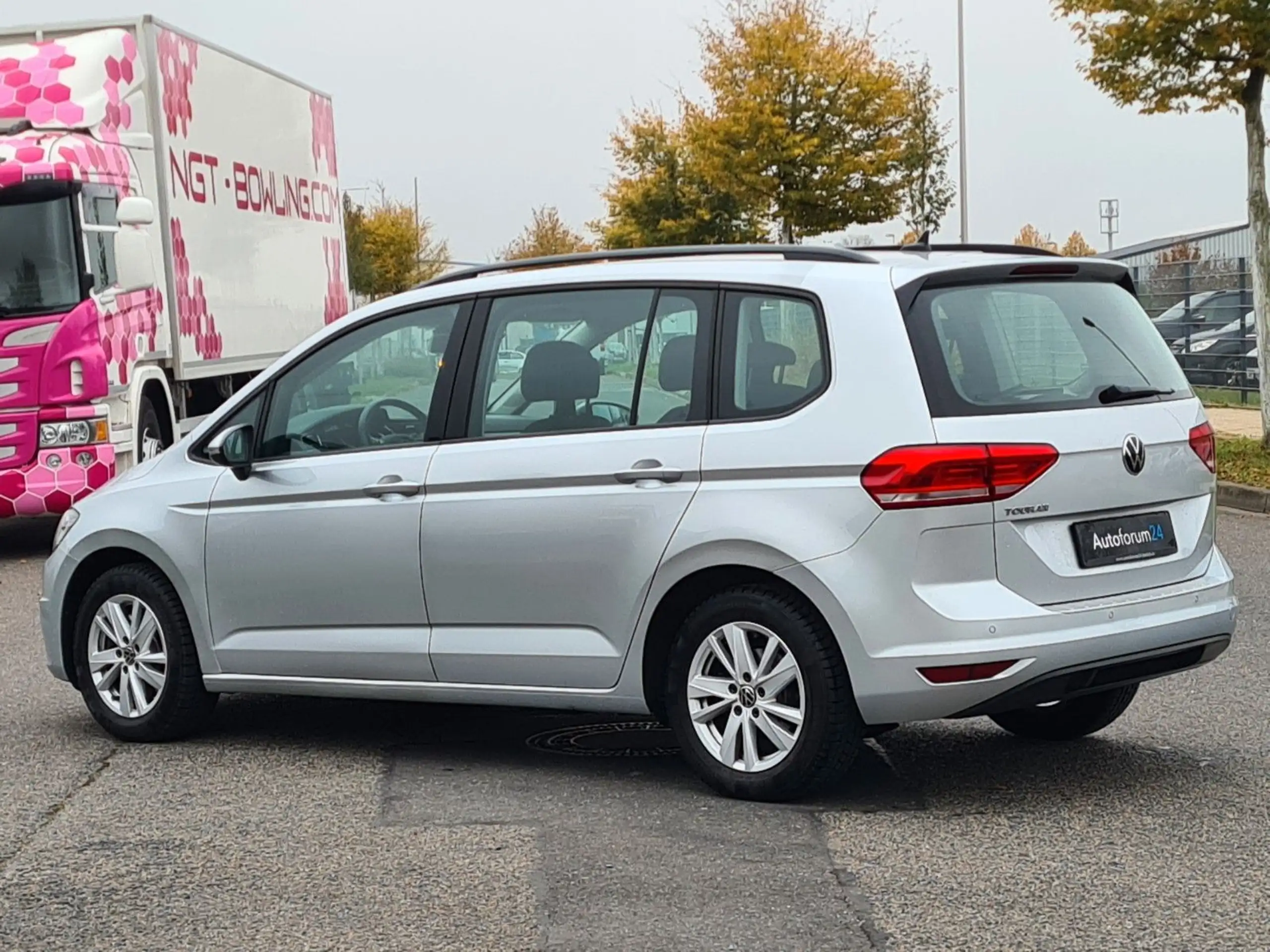 Volkswagen - Touran