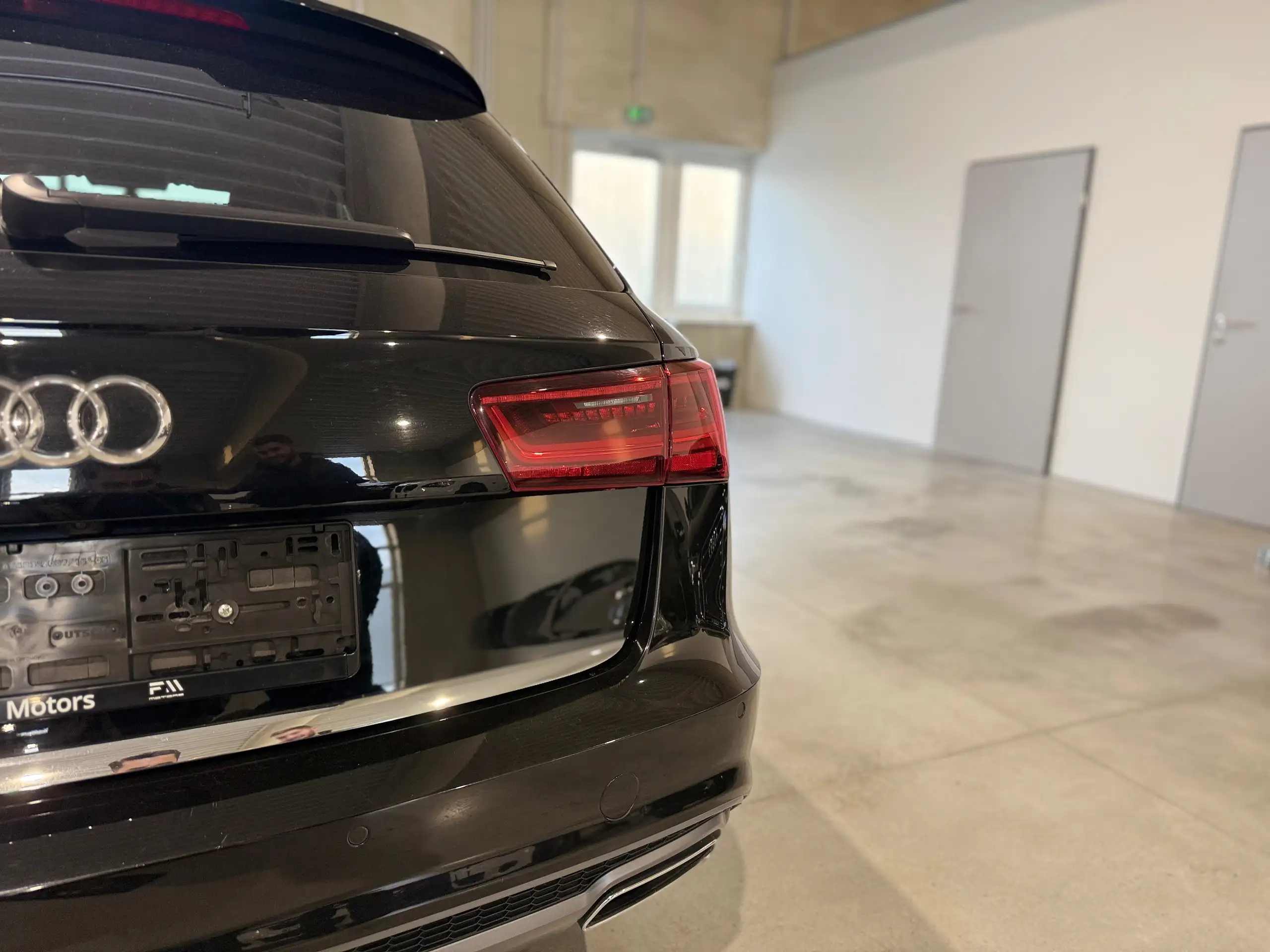 Audi - A6