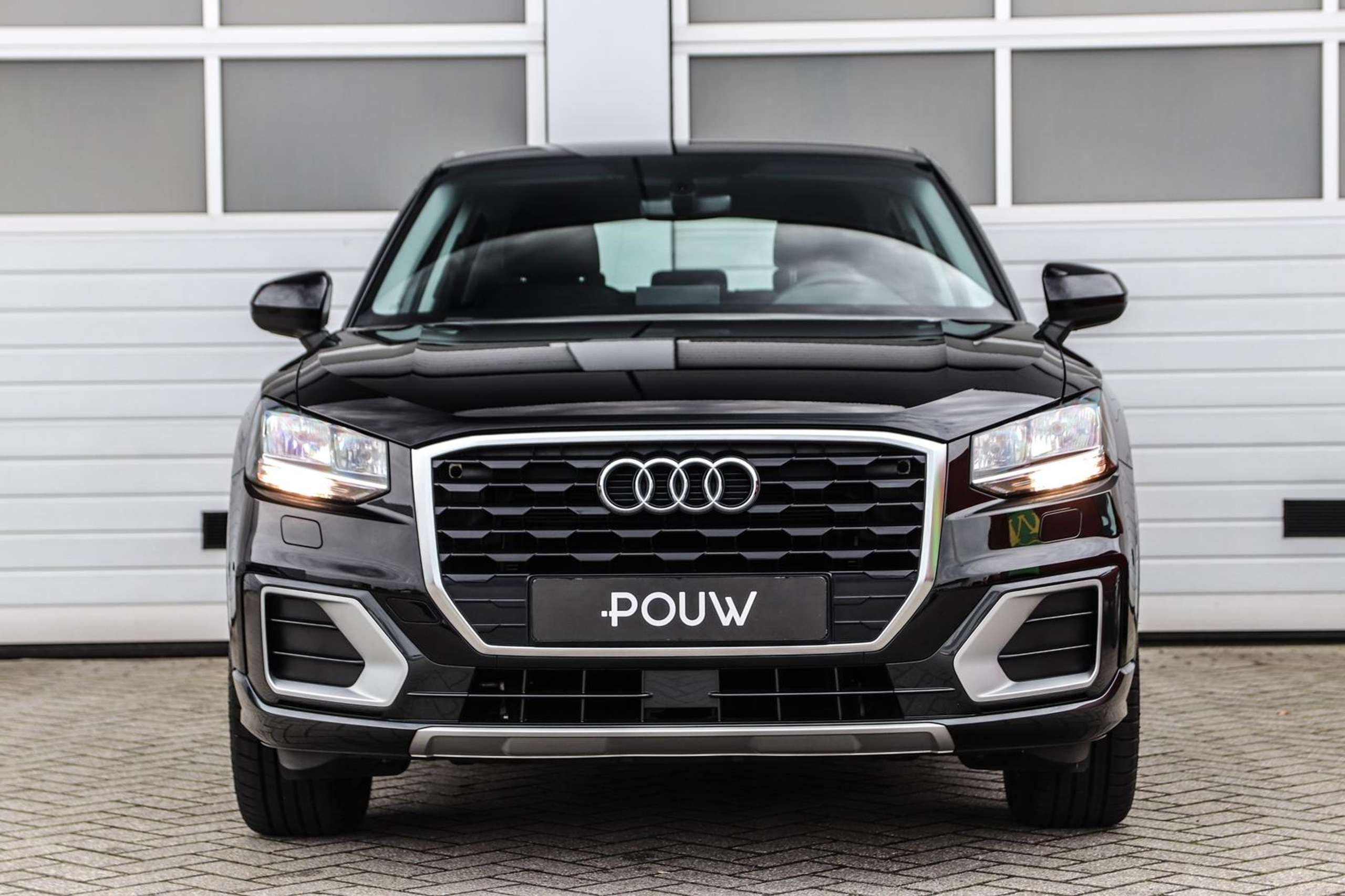 Audi - Q2