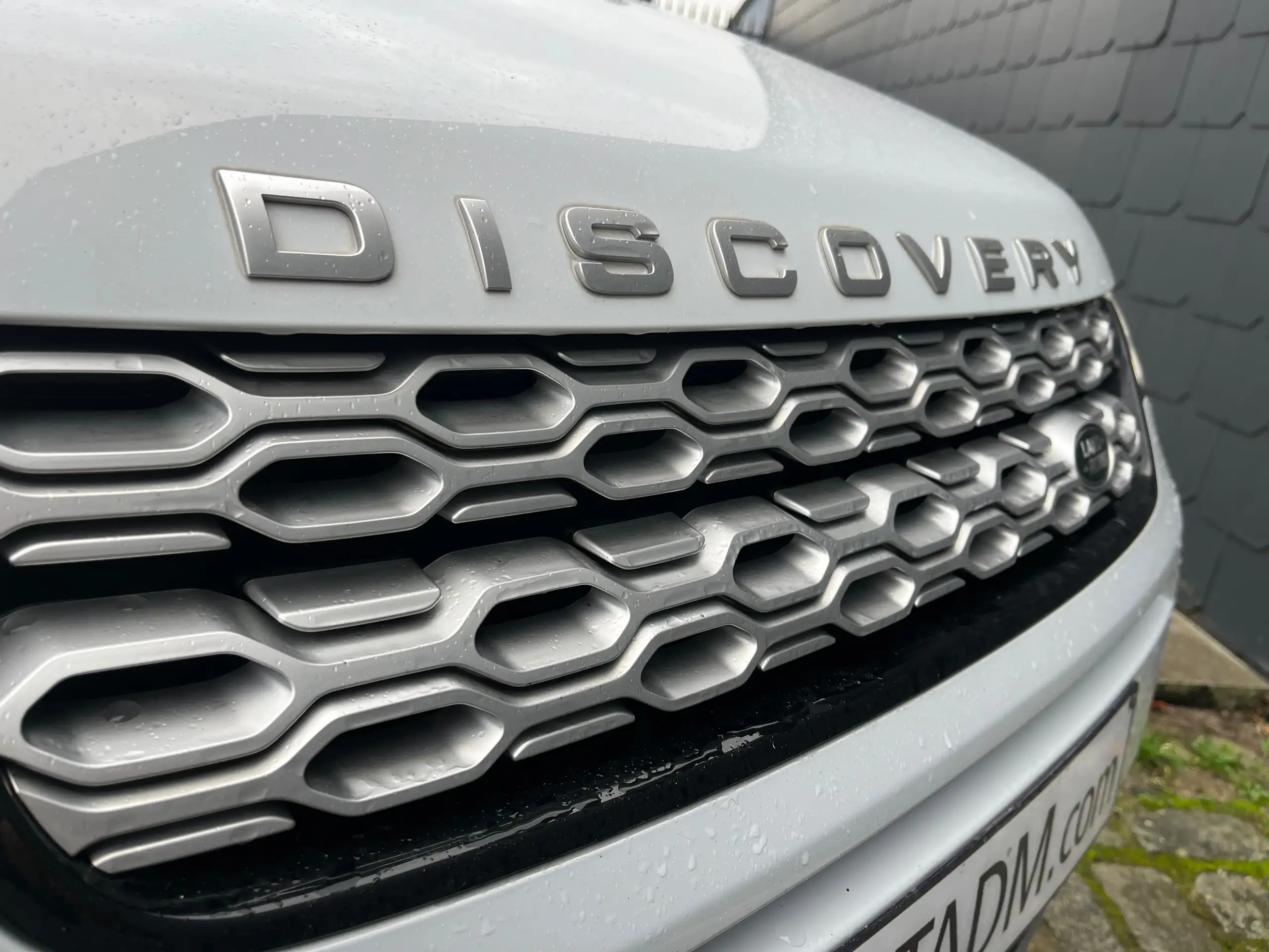 Land Rover - Discovery Sport