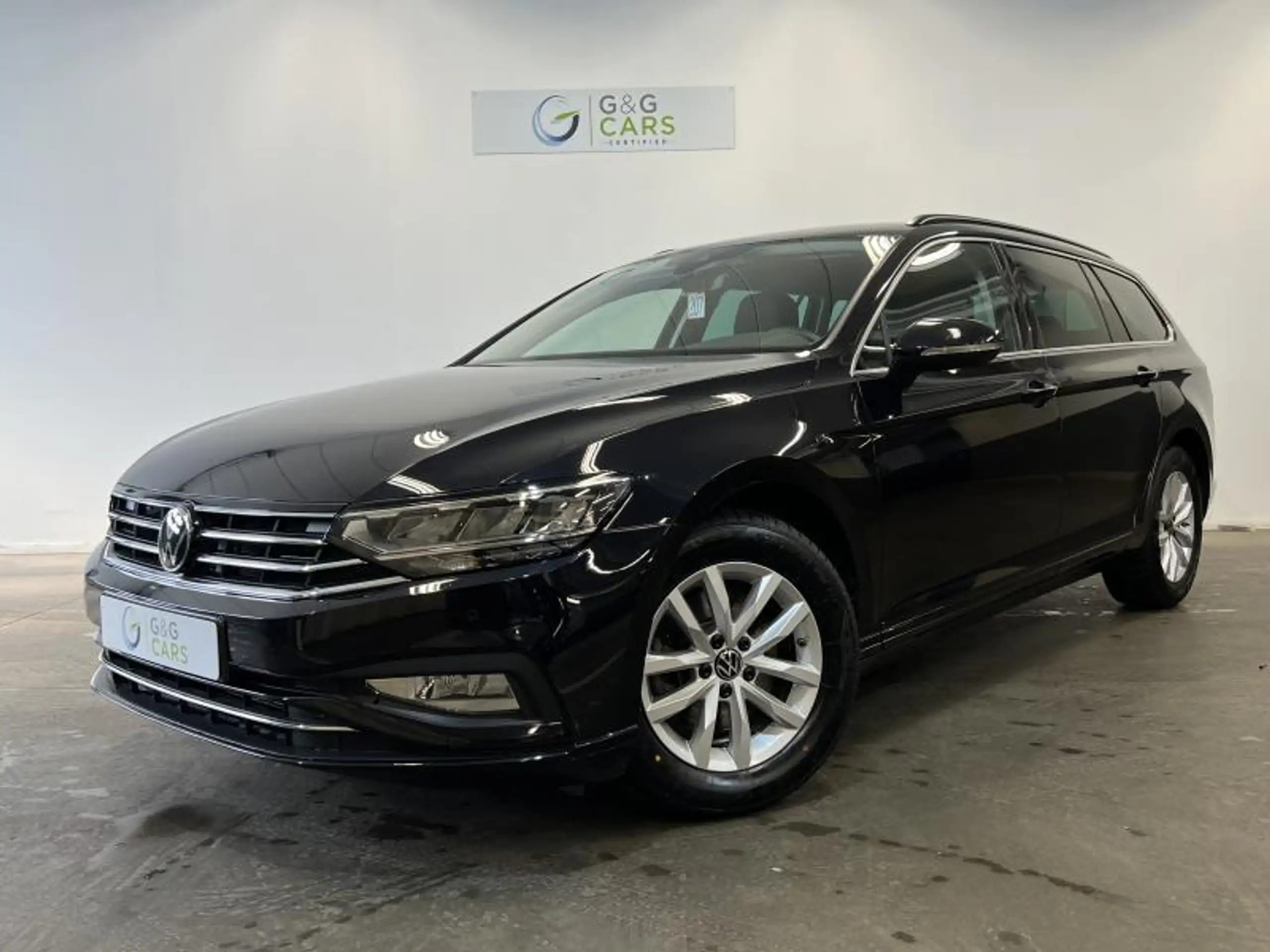 Volkswagen - Passat