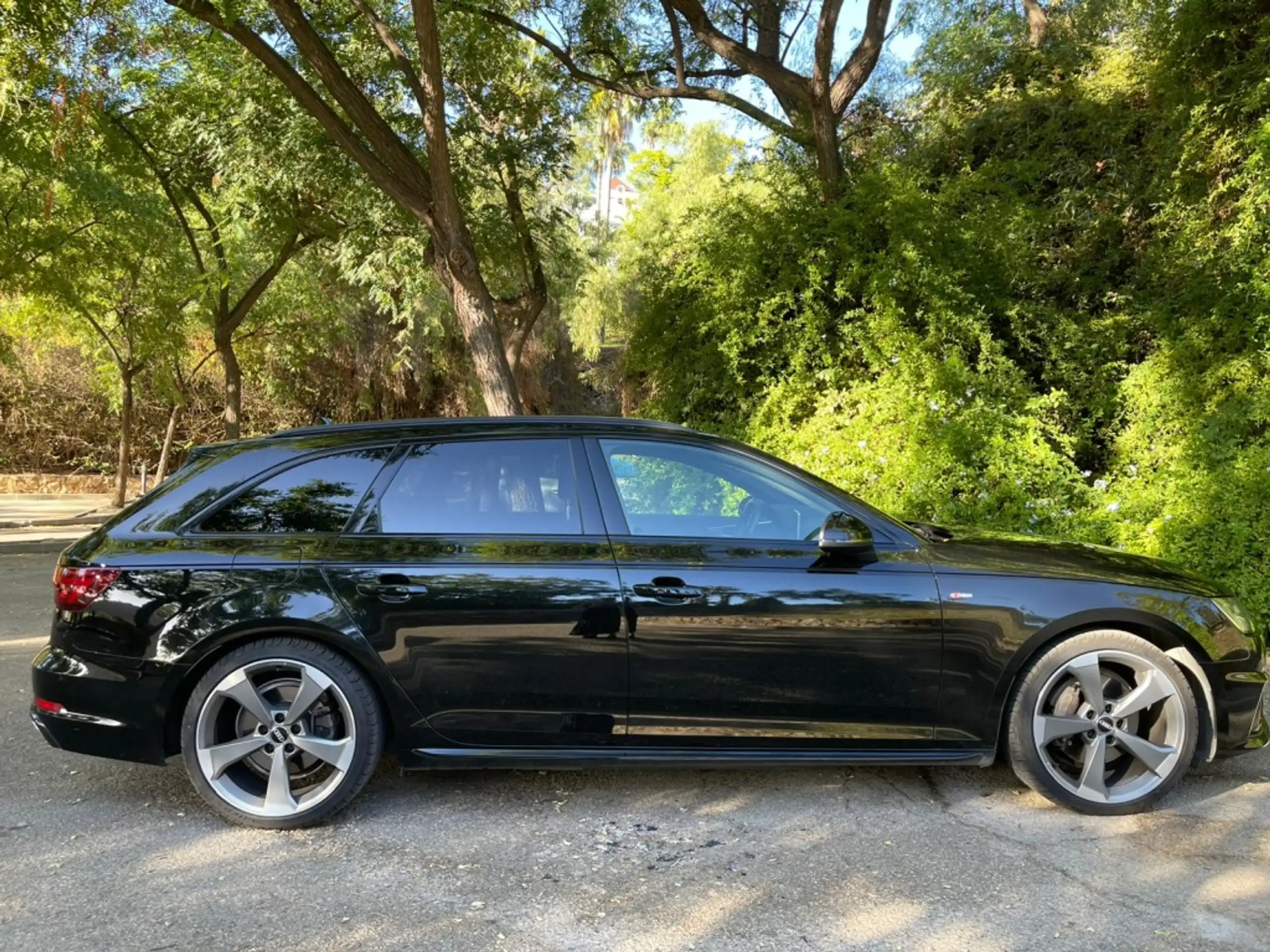 Audi - A4