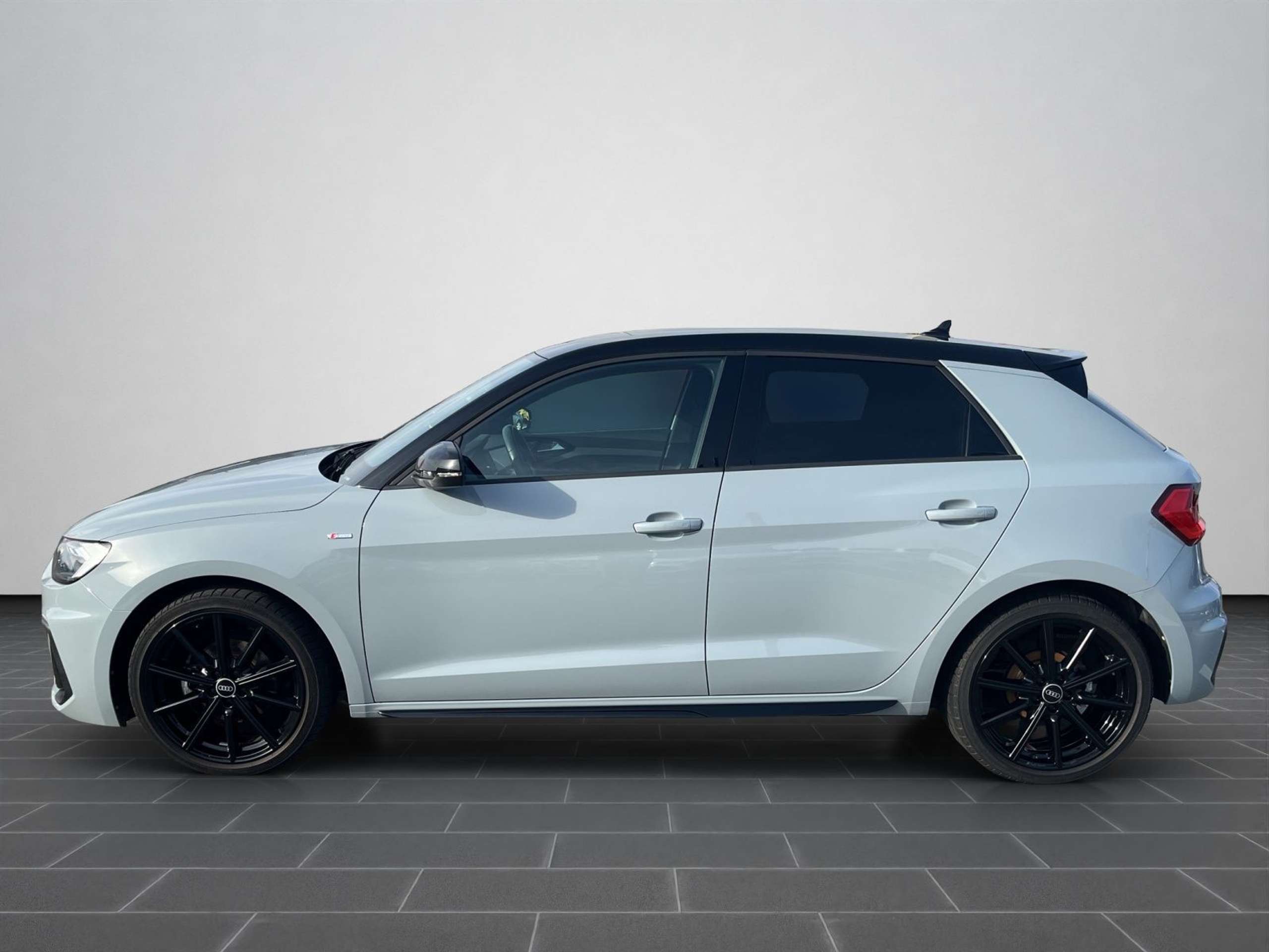 Audi - A1