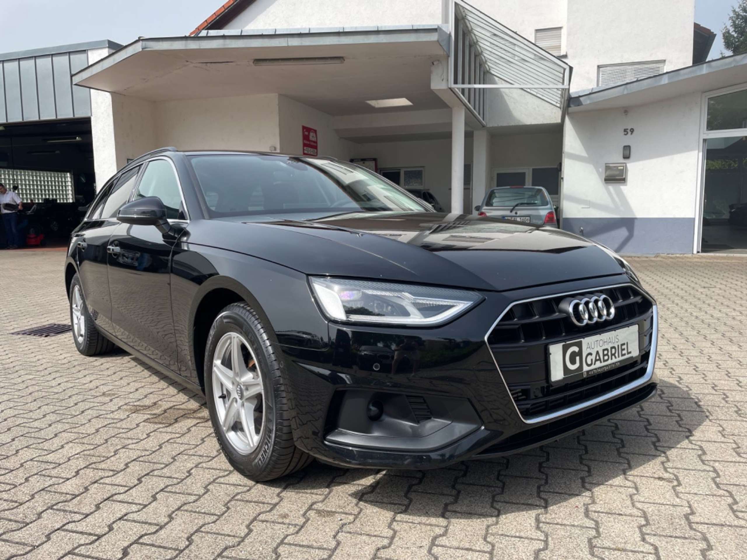 Audi - A4