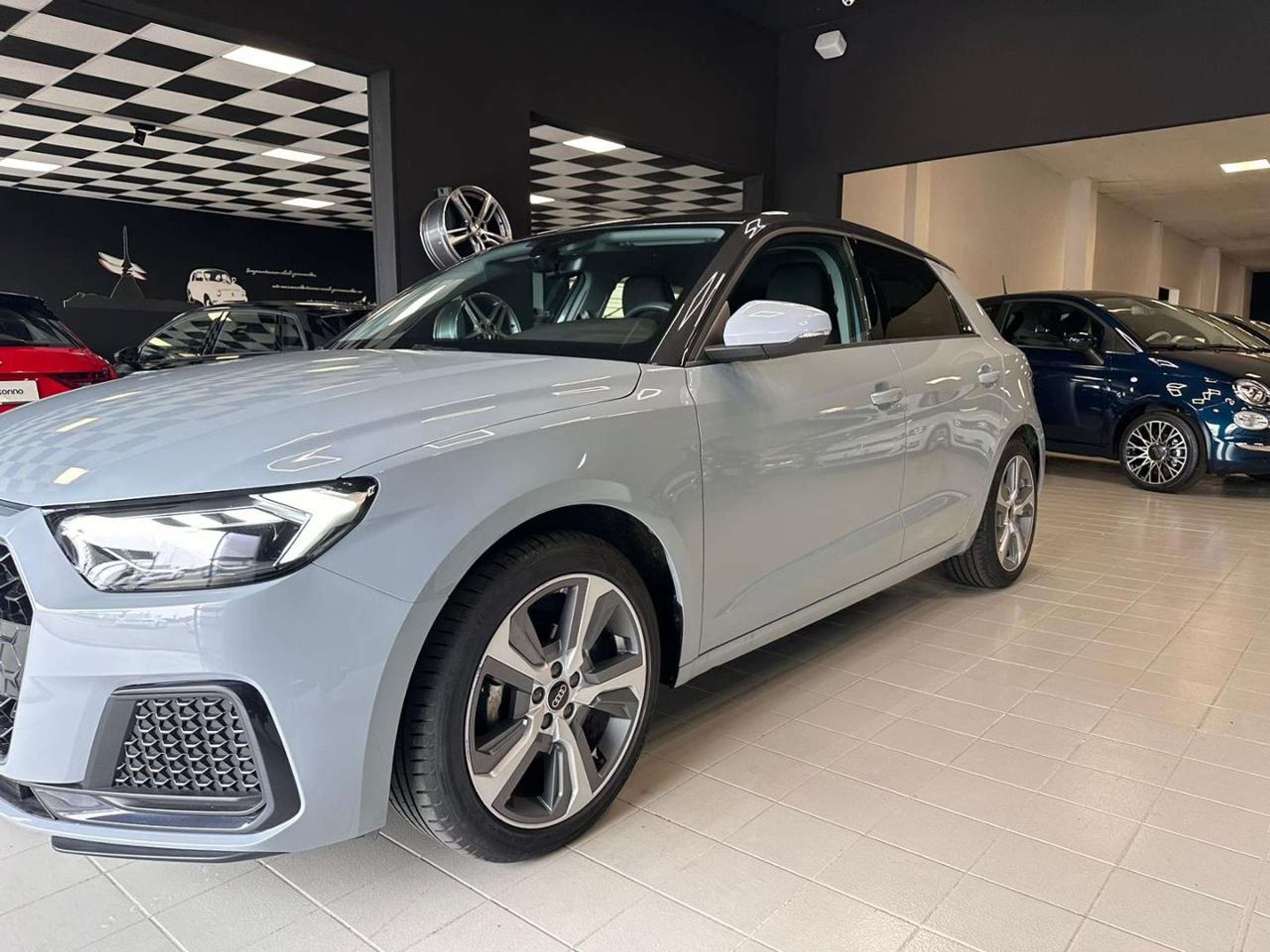 Audi - A1