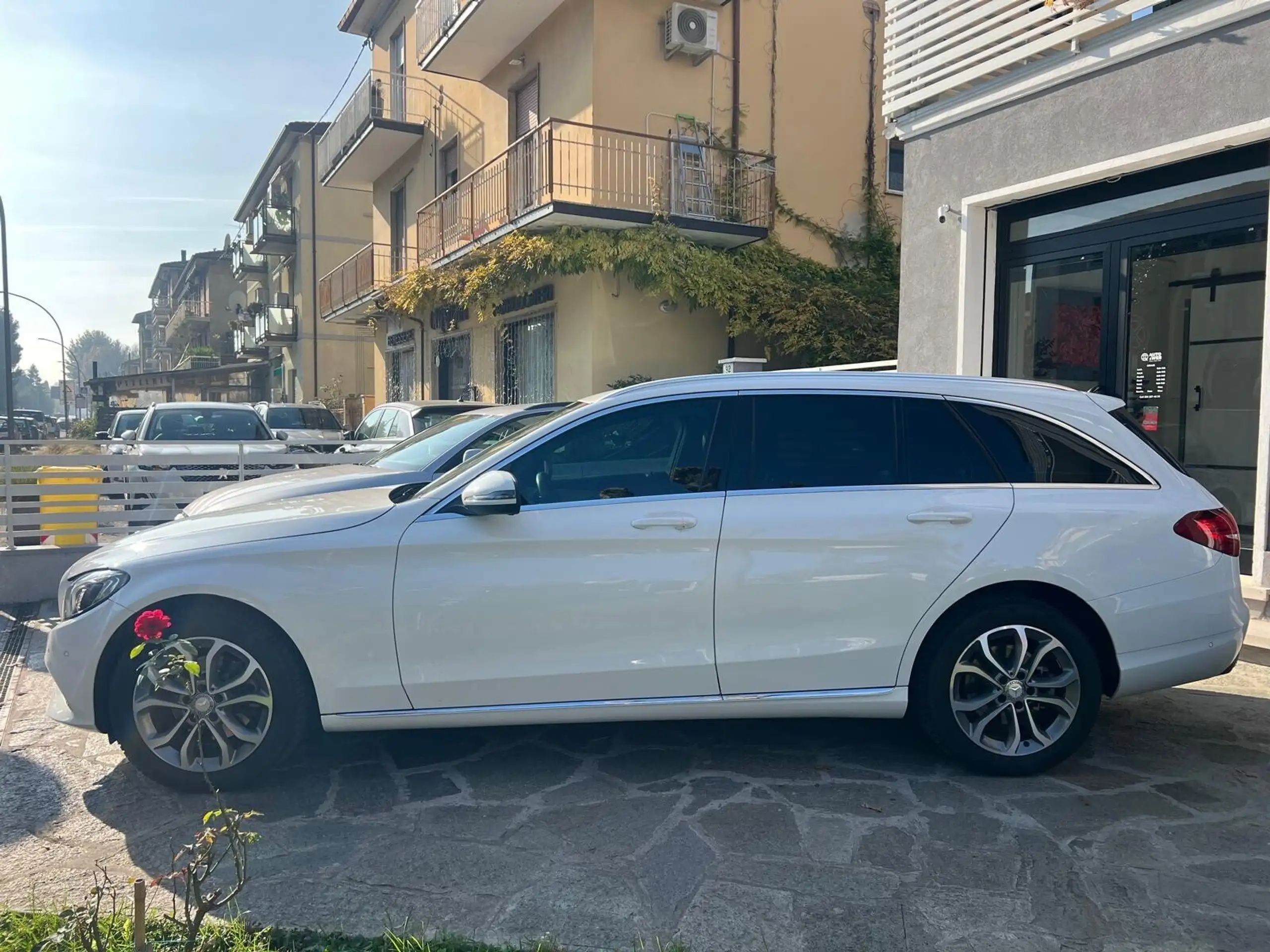 Mercedes-Benz - C 220