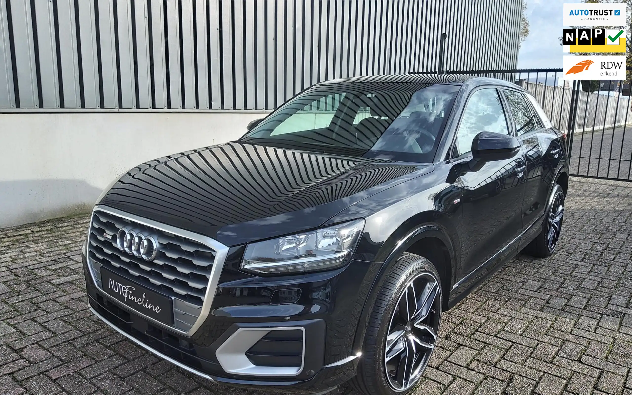 Audi - Q2