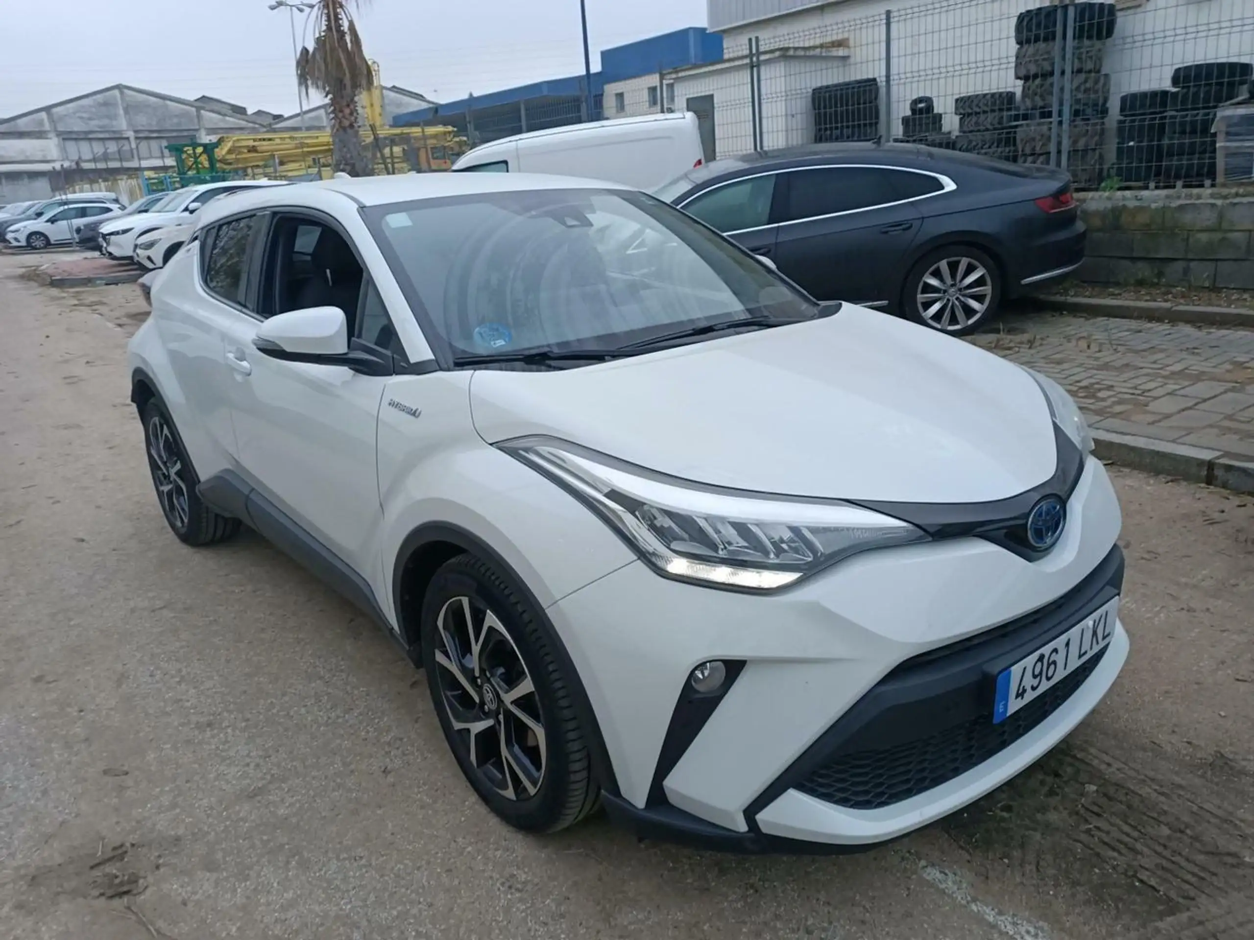 Toyota - C-HR